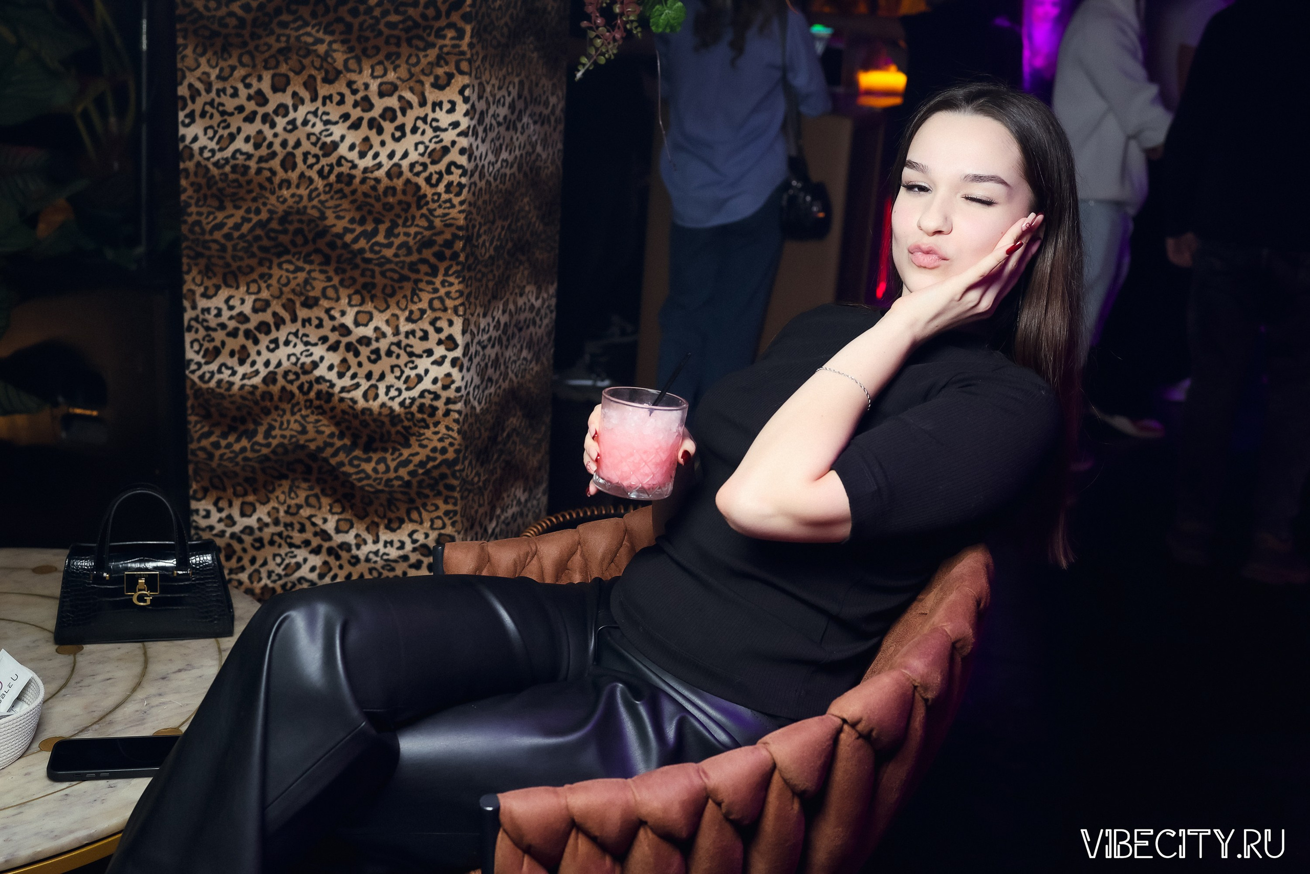 DOUBLE U. VIBECITY.RU Вайб Сити Ру Фоторепортажи Фотоотчеты Калининград