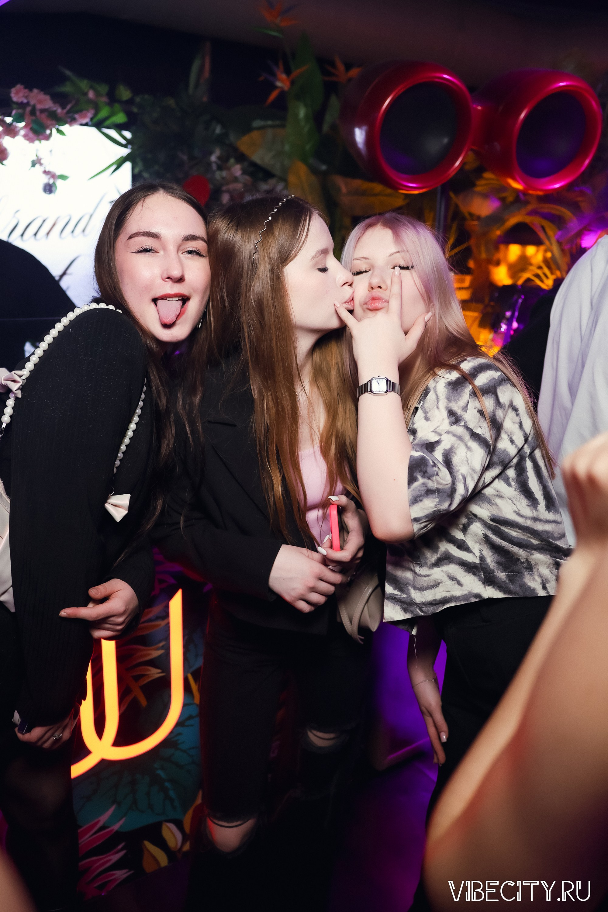 DOUBLE U. VIBECITY.RU Вайб Сити Ру Фоторепортажи Фотоотчеты Калининград