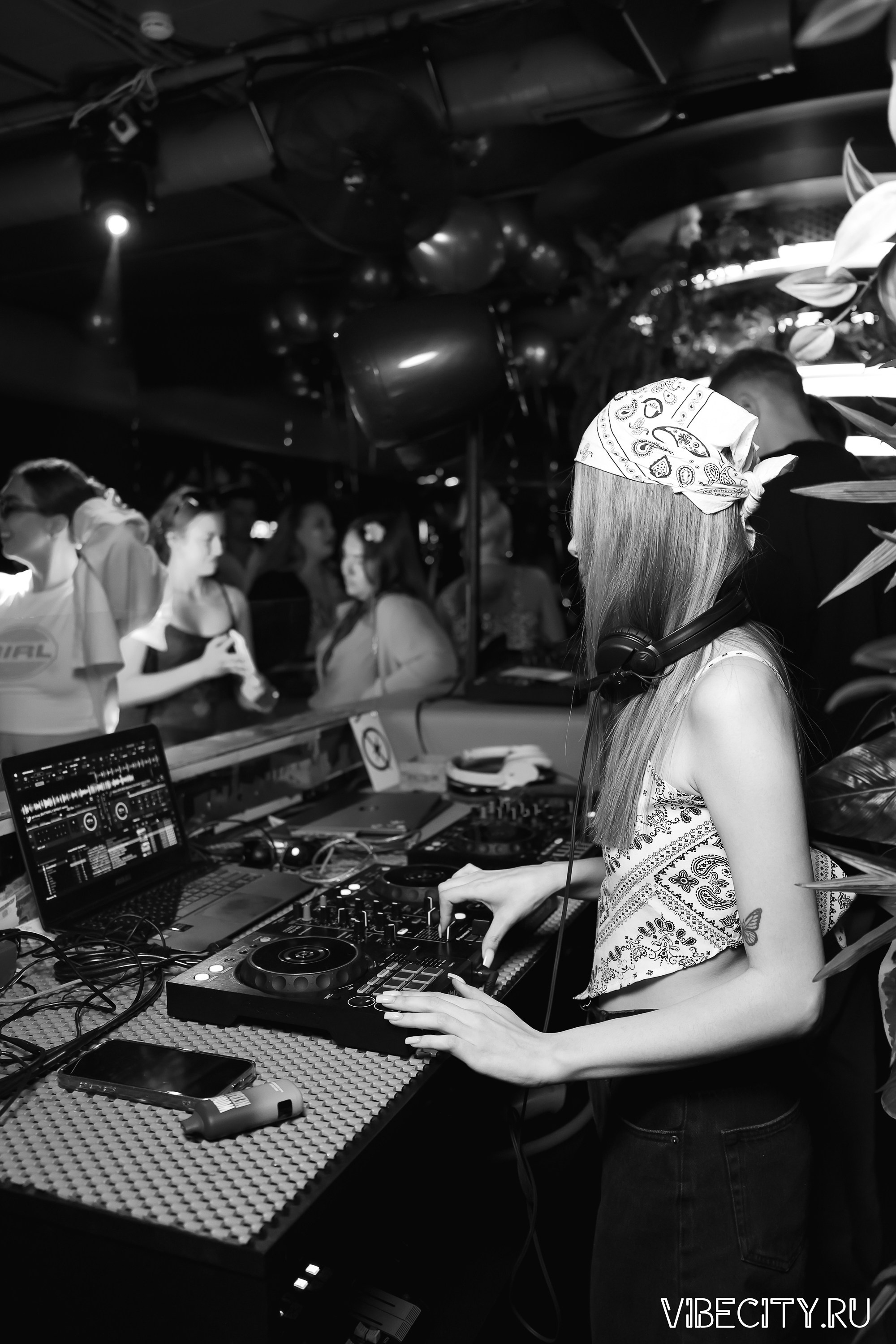 DOUBLE U. VIBECITY.RU Вайб Сити Ру Фоторепортажи Фотоотчеты Калининград