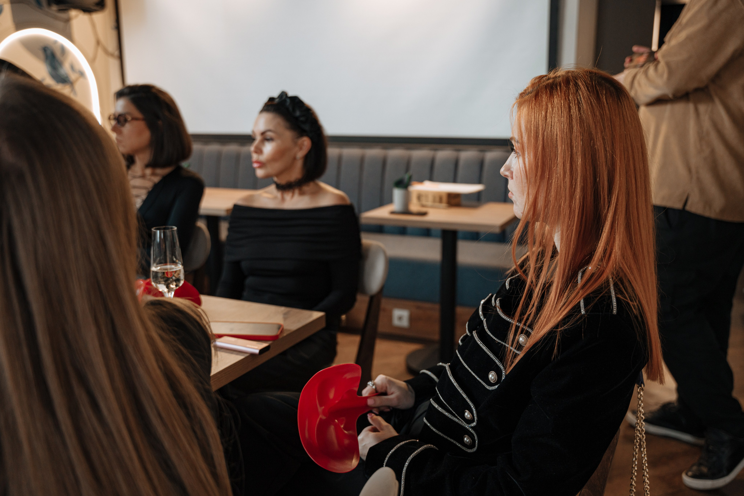 Мафия. Бар FINCH. ЖЕНСКИЙ КЛУБ LAXMI. Портретный фотограф в Санкт-Петербурге Дмитриева Наталия