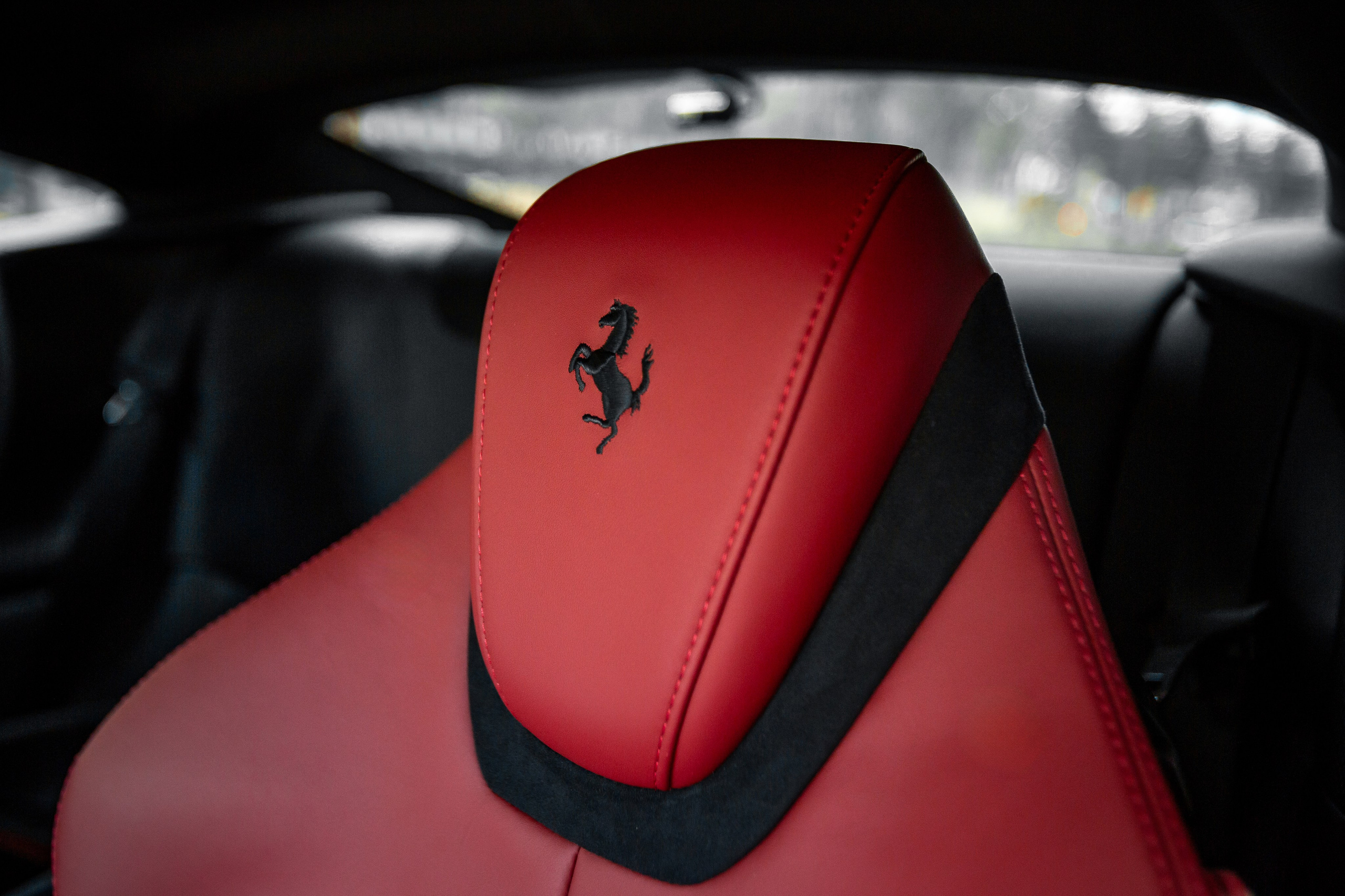 Ferrari Roma. Автомобильный фотограф в Москве Андрей Емельянов