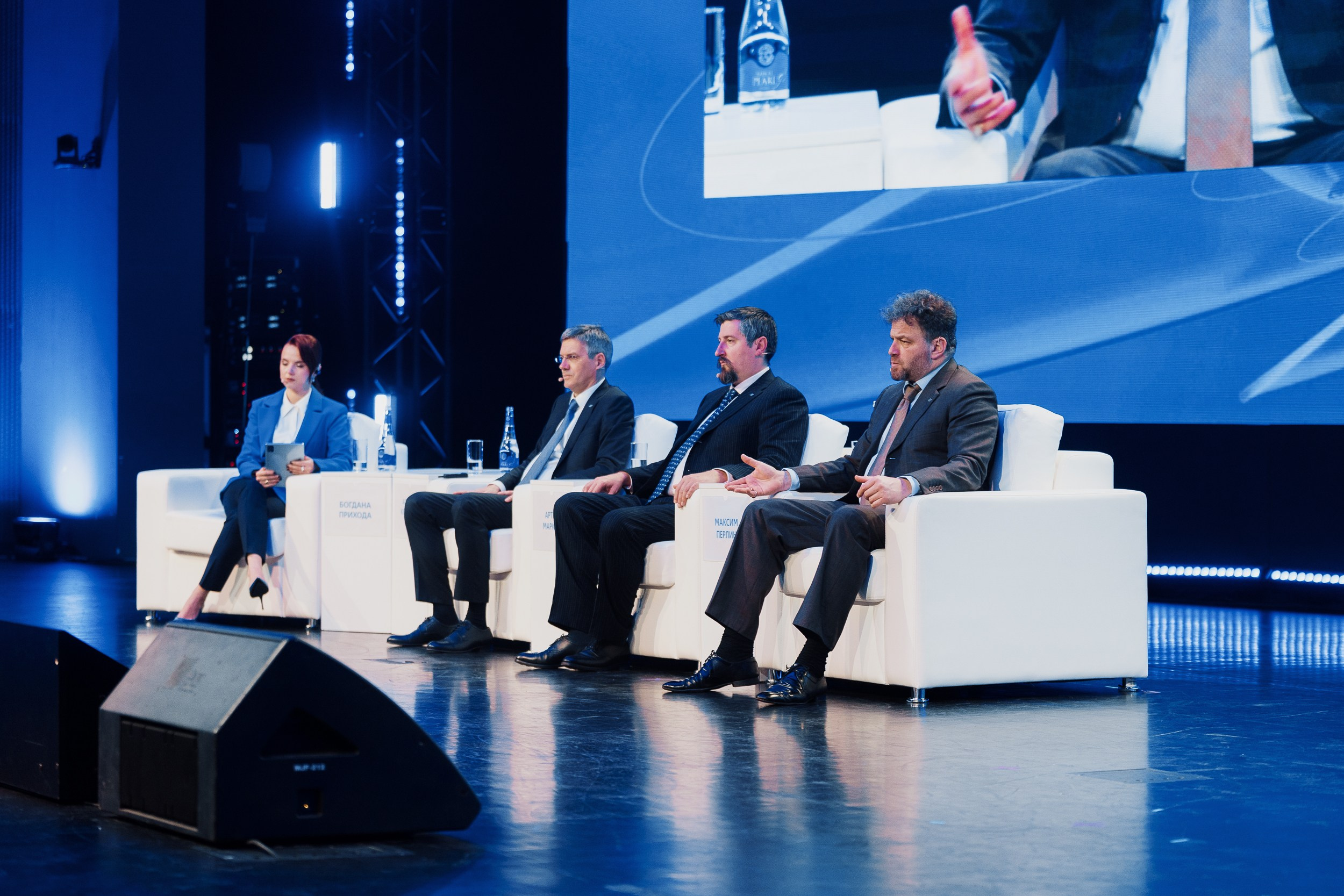 ВТБ инвестиционный форум. Портретный и репортажный фотограф в Казани Максим Сипачев