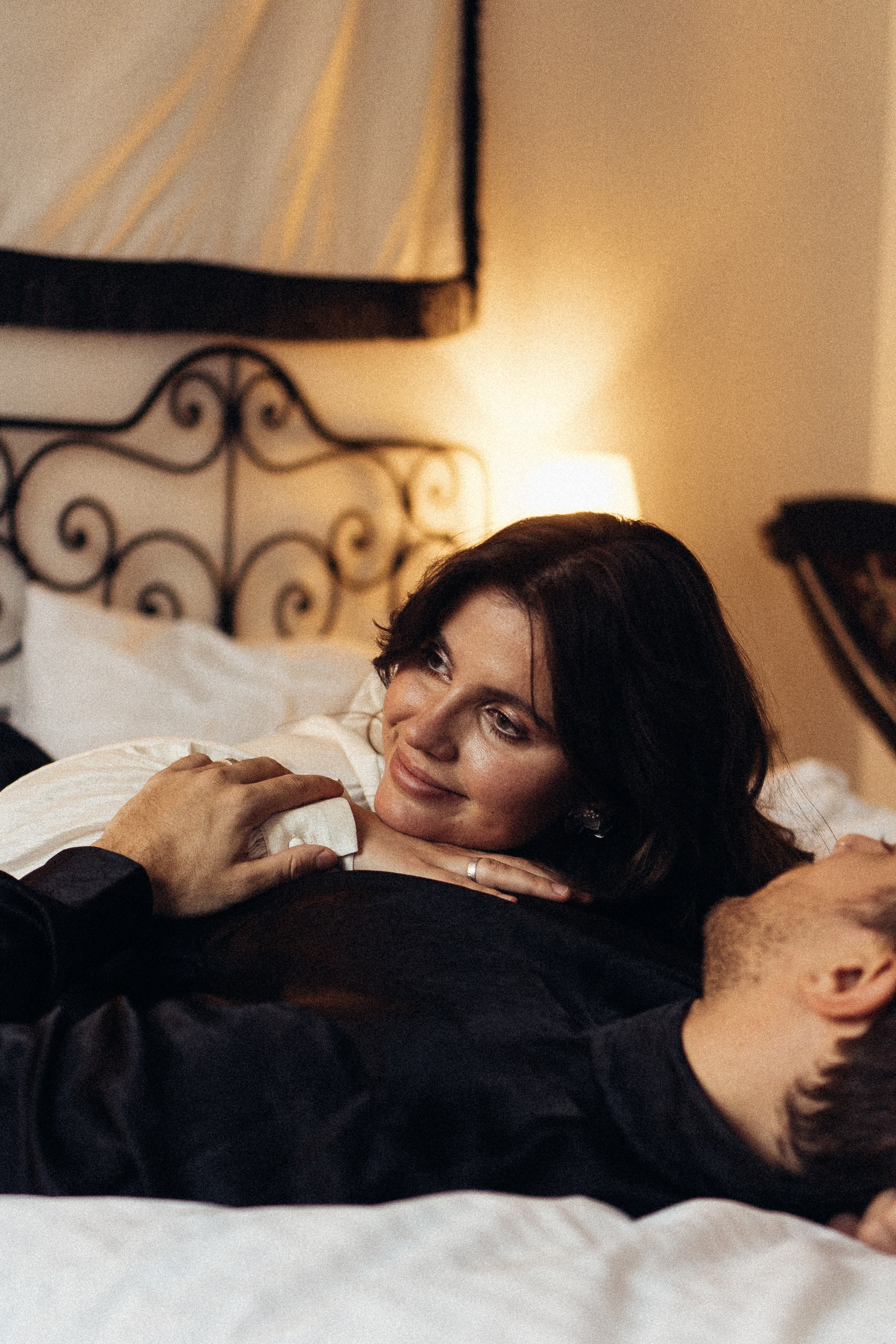 УТРО ЖЕНИХА И НЕВЕСТЫ В ПИТЕРСКОЙ КВАРТИРЕ И СЬЕМКА С СВАДЕБНЫХ ОБРАЗАХ. Профессиональный фотограф, Санкт-Петербург — Виктория Богомолова