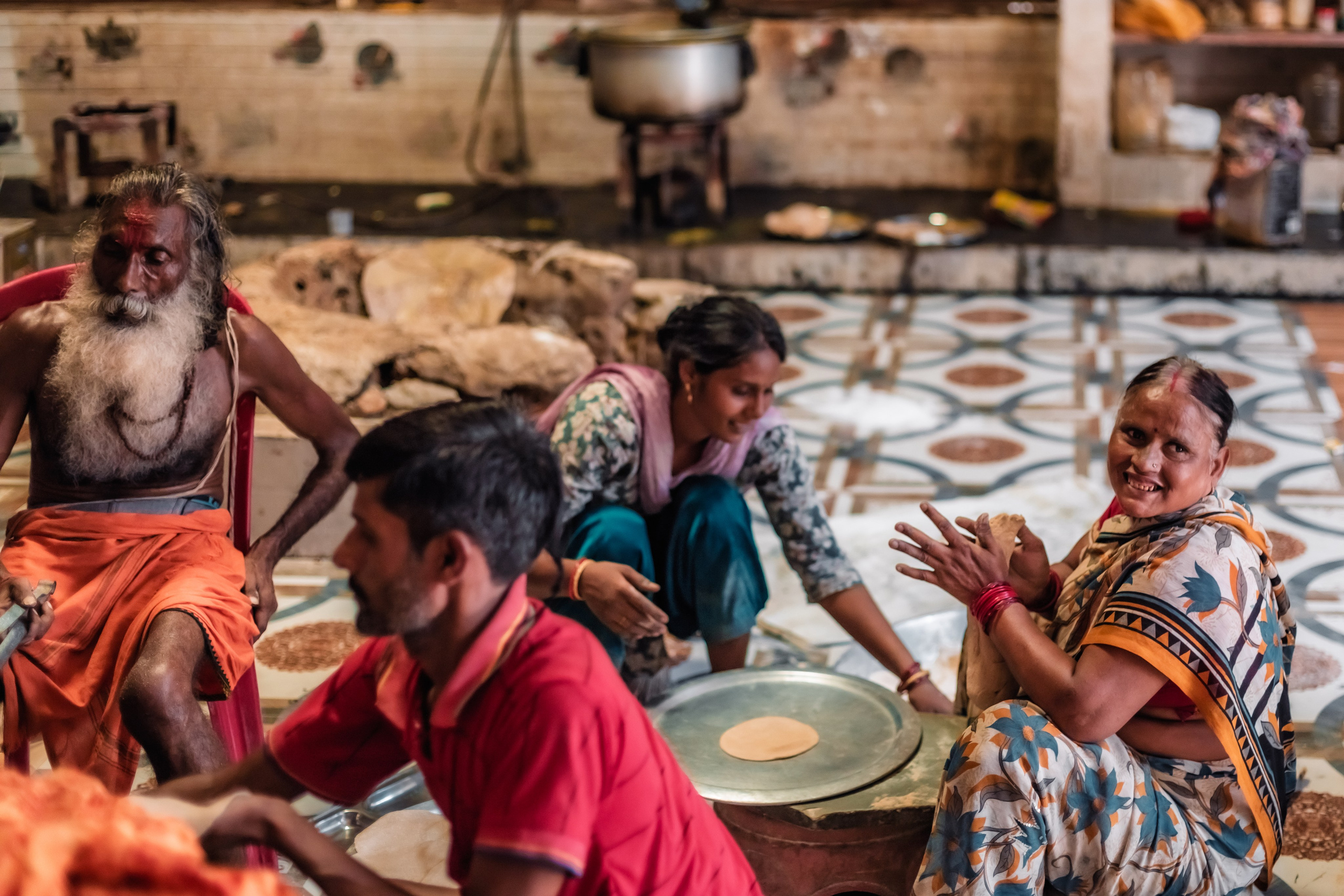 Devraha baba ji ashram life 2025. Mariam Bagdasaryan