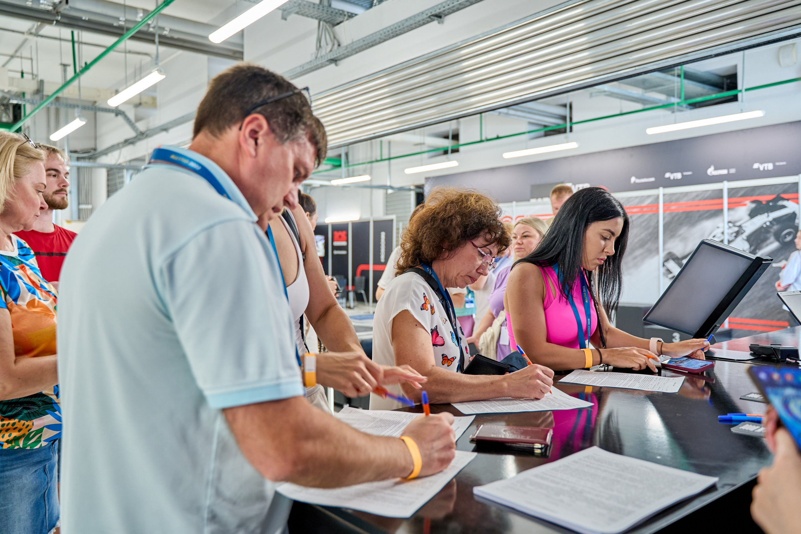 Формула 1 корпоративные заезды. Фото и видео съемка в Сочи Адлере Красной поляне