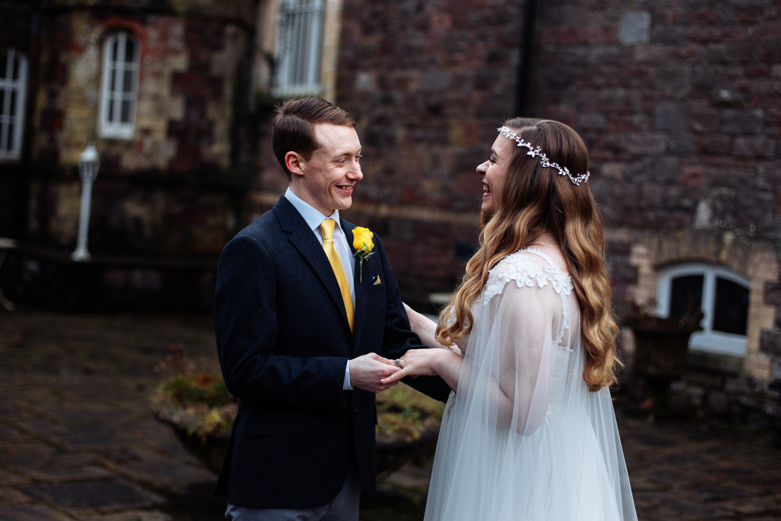 Anna Hmelnitkaia (www.happywed.co.uk). Wedding & portrait photographer Sergey Lazarenko