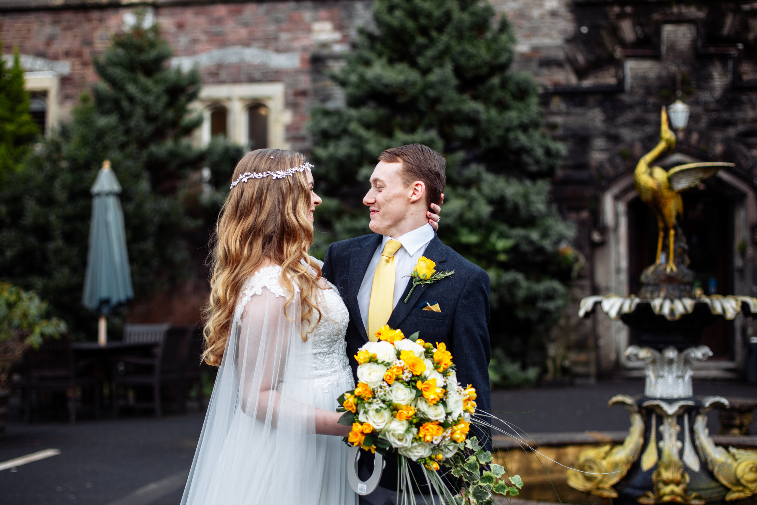 Anna Hmelnitkaia (www.happywed.co.uk). Wedding & portrait photographer Sergey Lazarenko