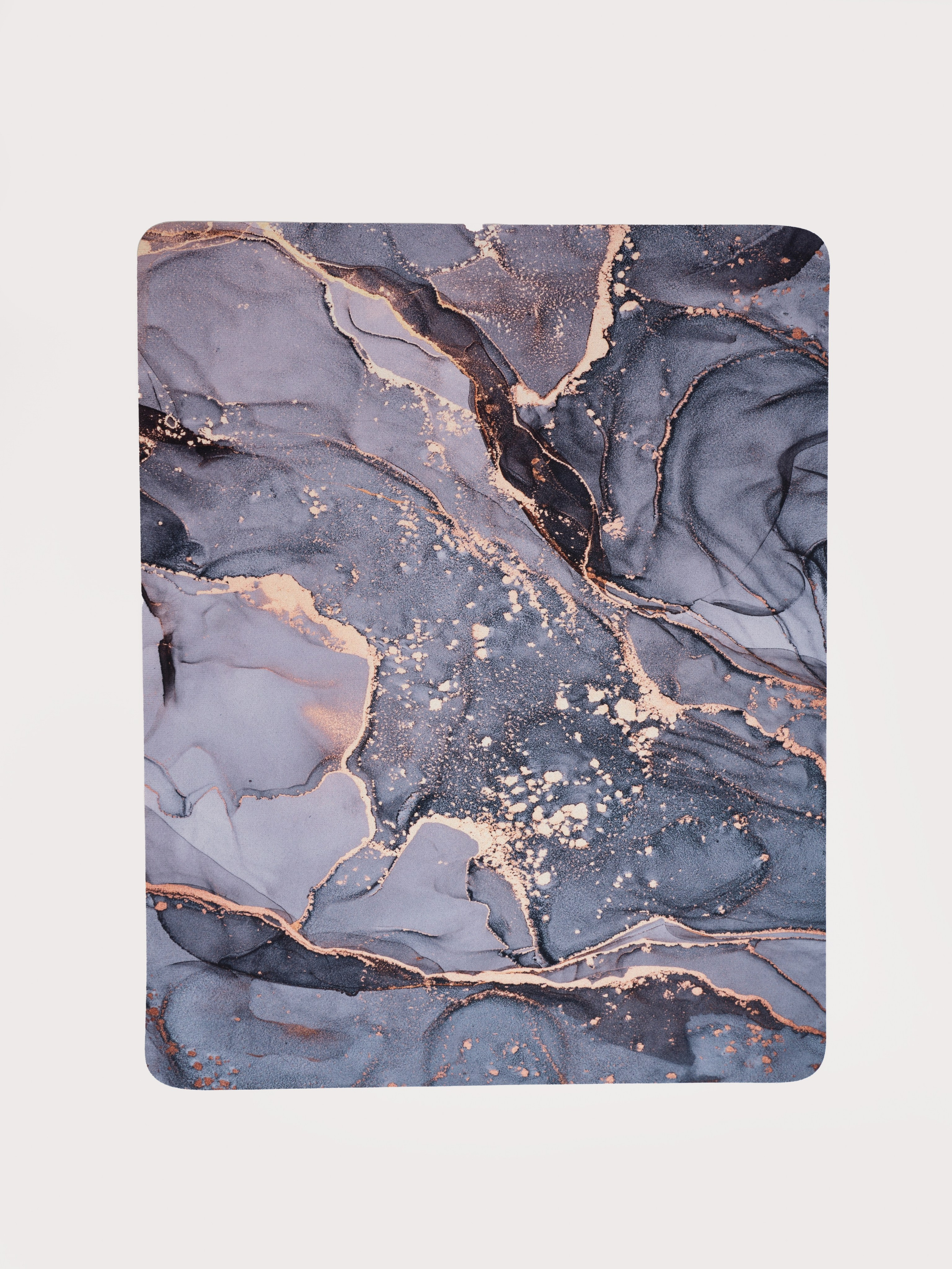 На белом фоне для каталогов. Фотограф и видеограф в Тольятти, Самаре Дёмина Мария