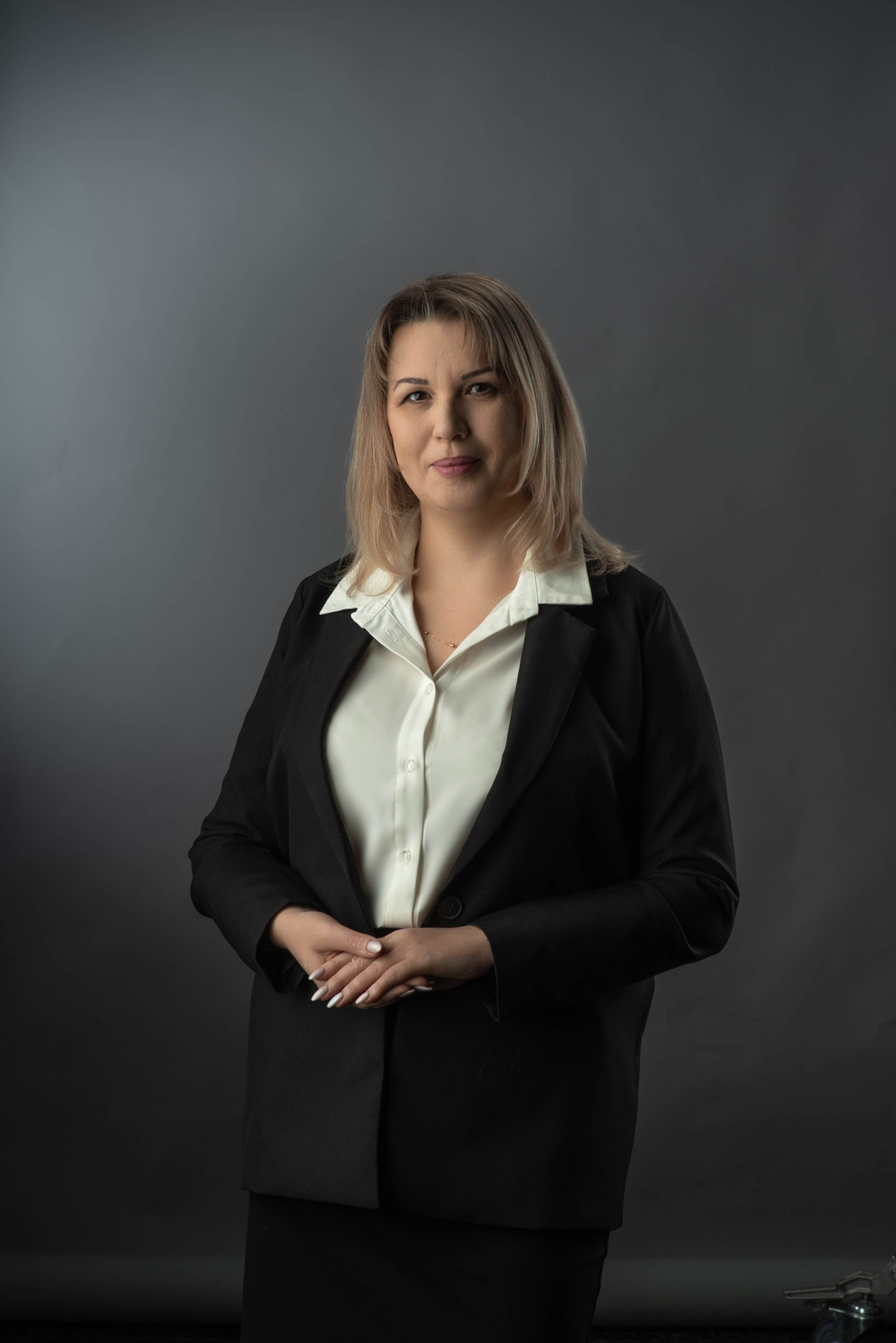 Фотосессия в деловом стиле в студии в Ростове-на-Дону Залитко Вячеслав