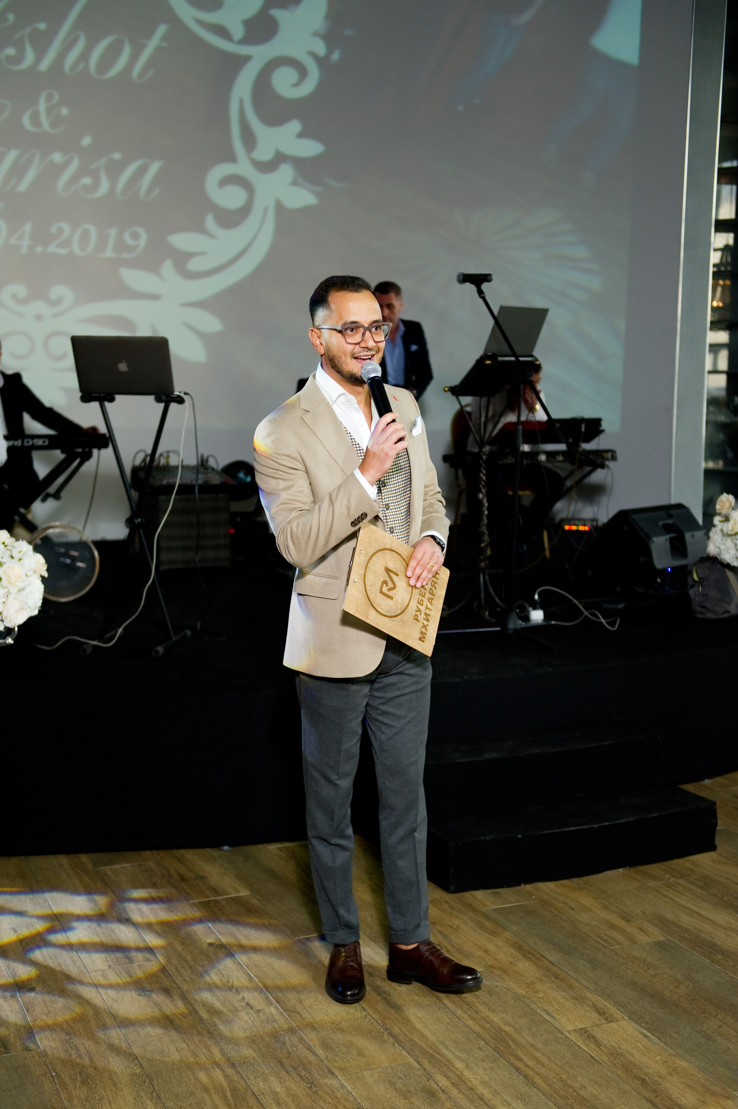 Свадьба Ашота и Ларисы. Репортажный фотограф и видеограф Слава Думчев. Тимбилдинги, отчетники, корпоративы