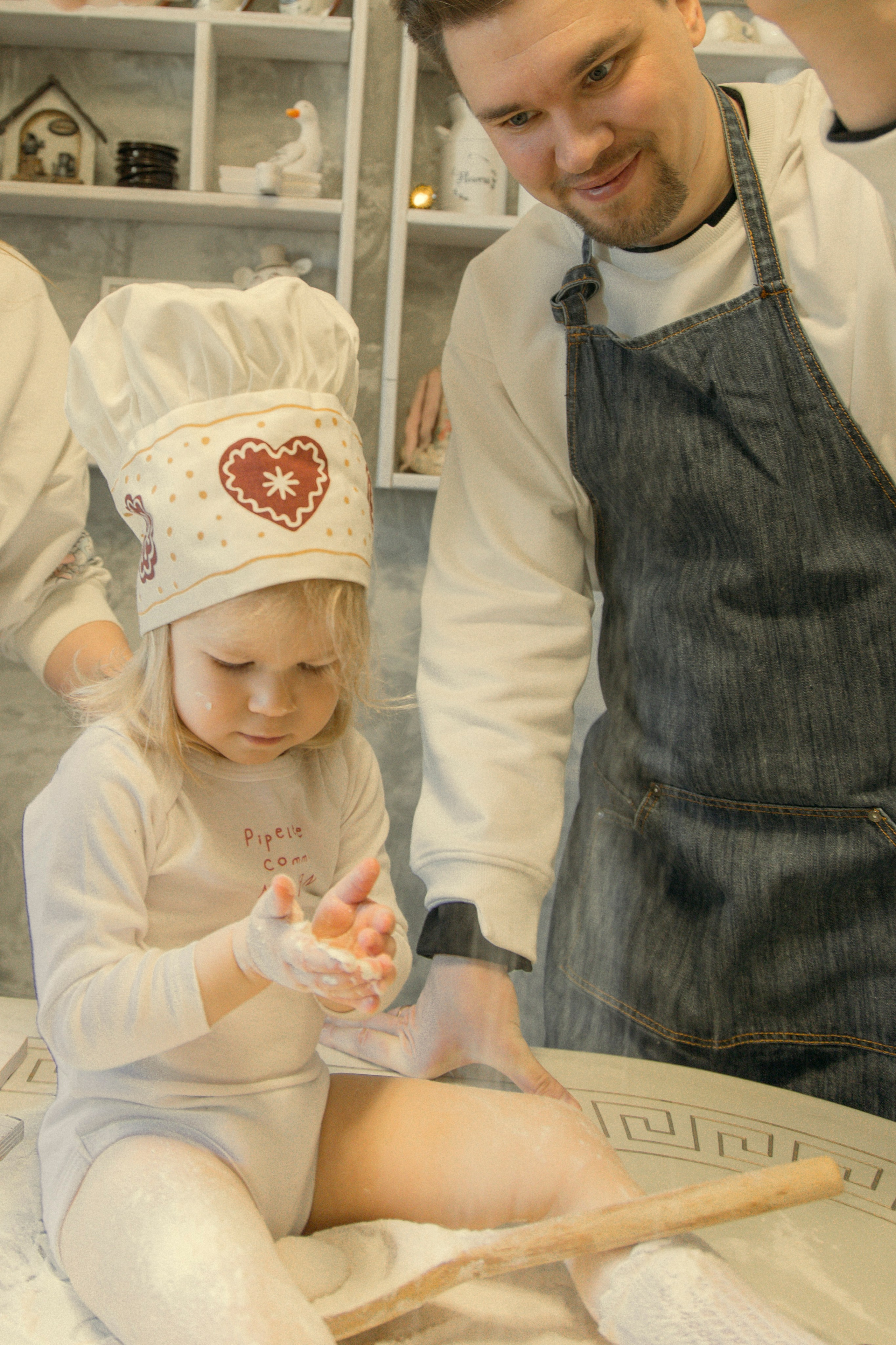 Марина Саша Вика. Фотосъёмка в квартире фотографа. Фотограф для маркетплейсов, фотоуслуги в Жуковском Татьяна Марсуверских