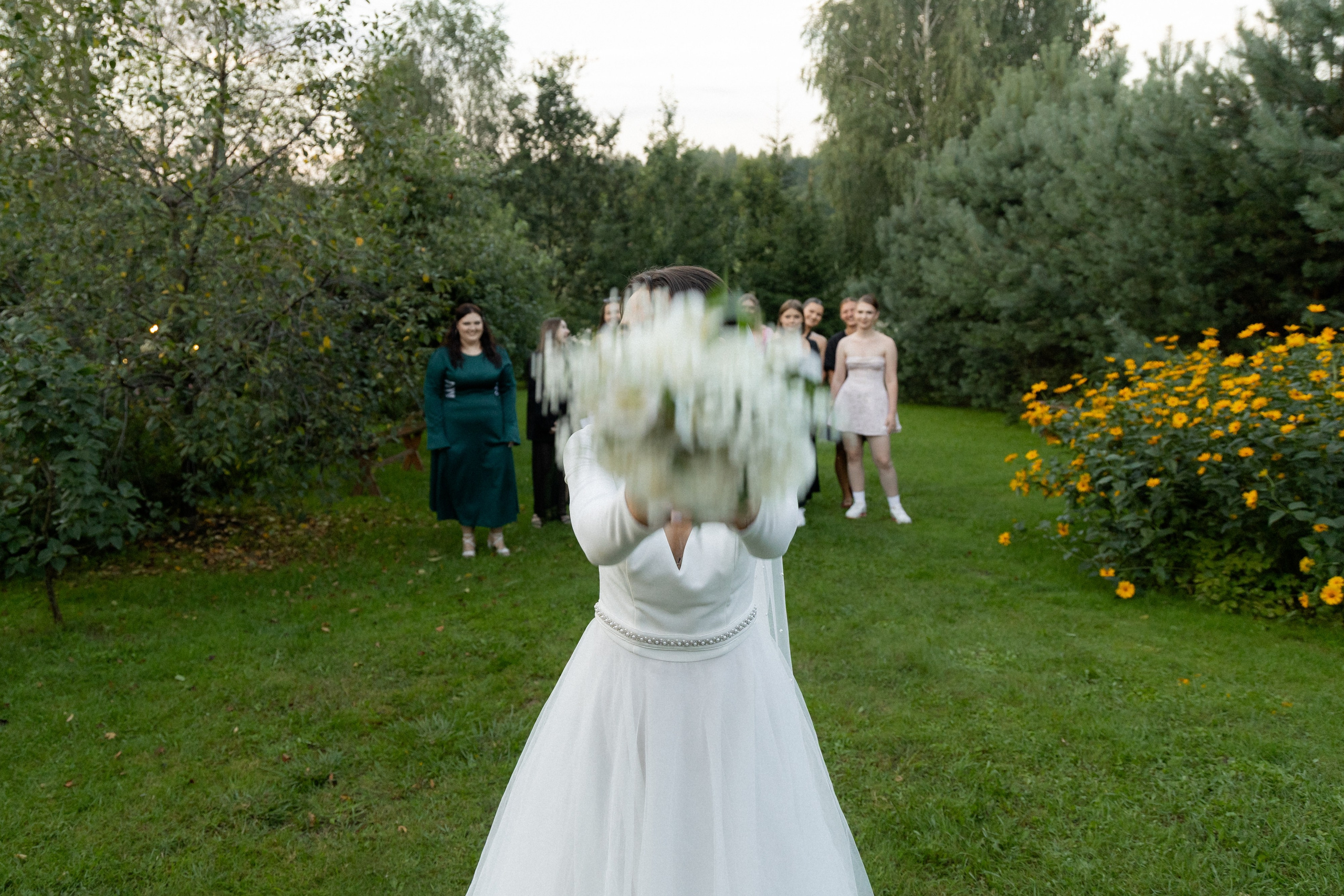 Свадебная фотосессия в агроусадьбе Лабодянка в Минске. Свадебный фотограф в Минске/Беларуси Сергей Спиридонов