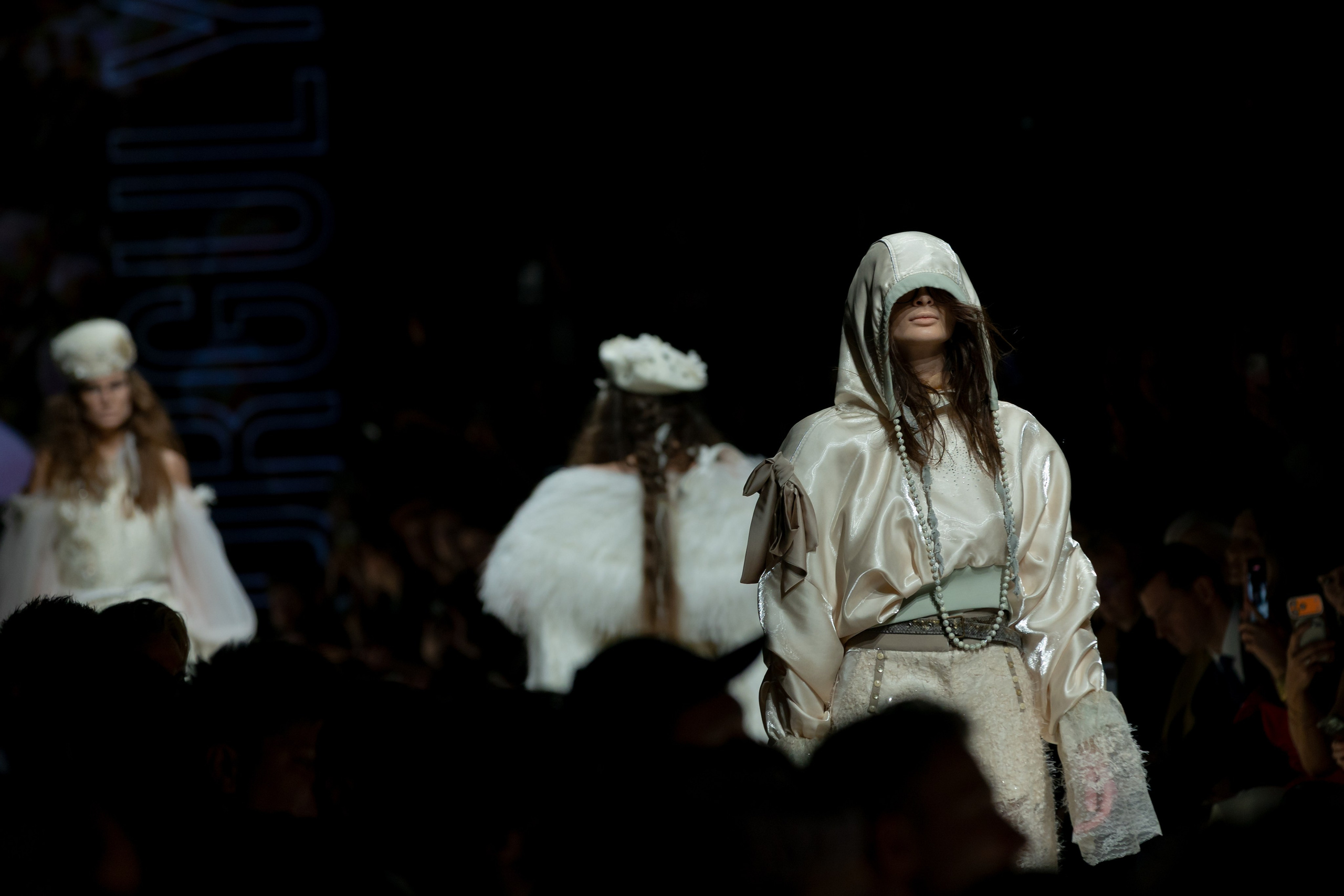 Московская неделя моды. Показ Игоря Гуляева. Фотограф в Ростов-на-Дону Виктория Савчук