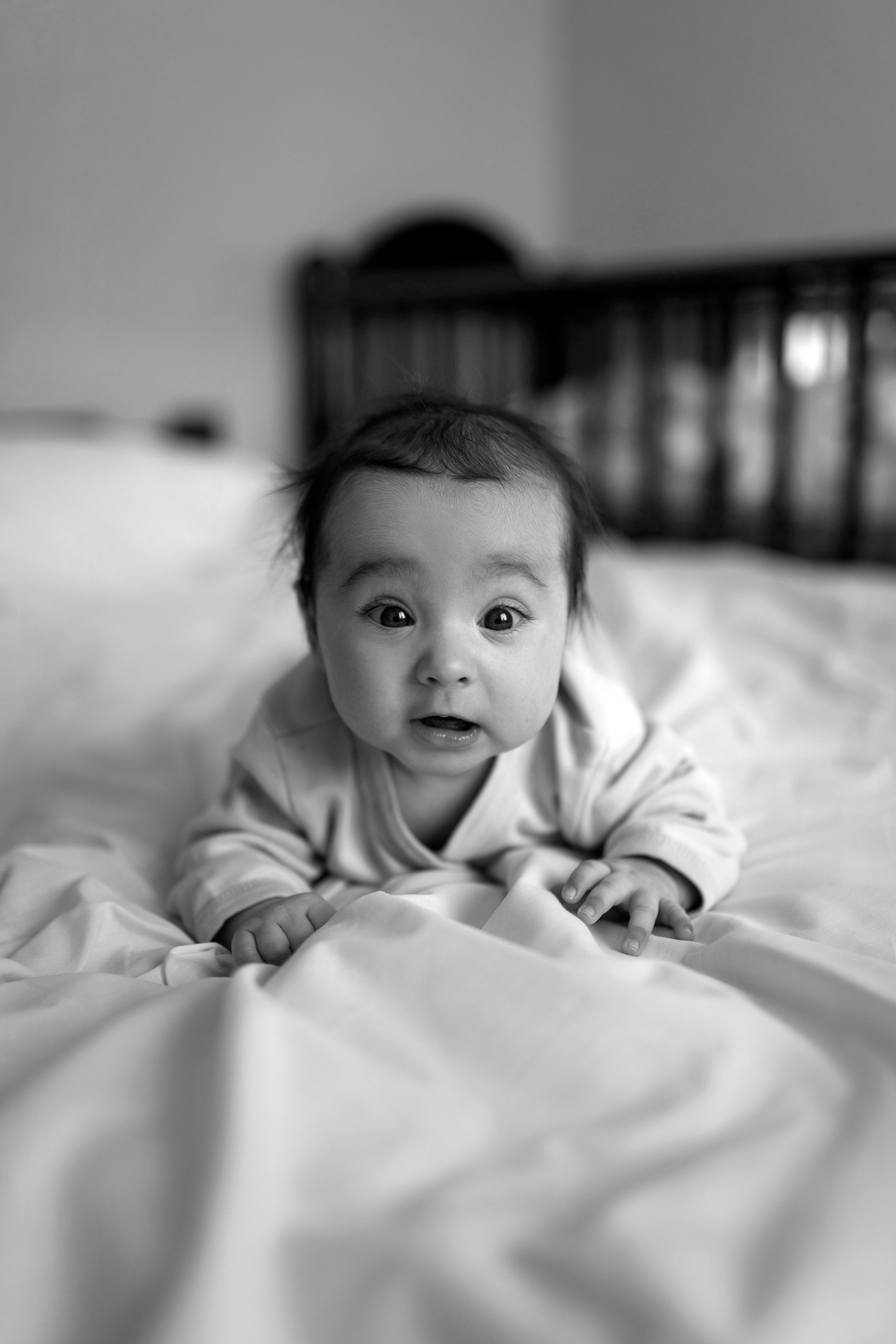 | ПЕРВЫЕ МГНОВЕНИЯ |