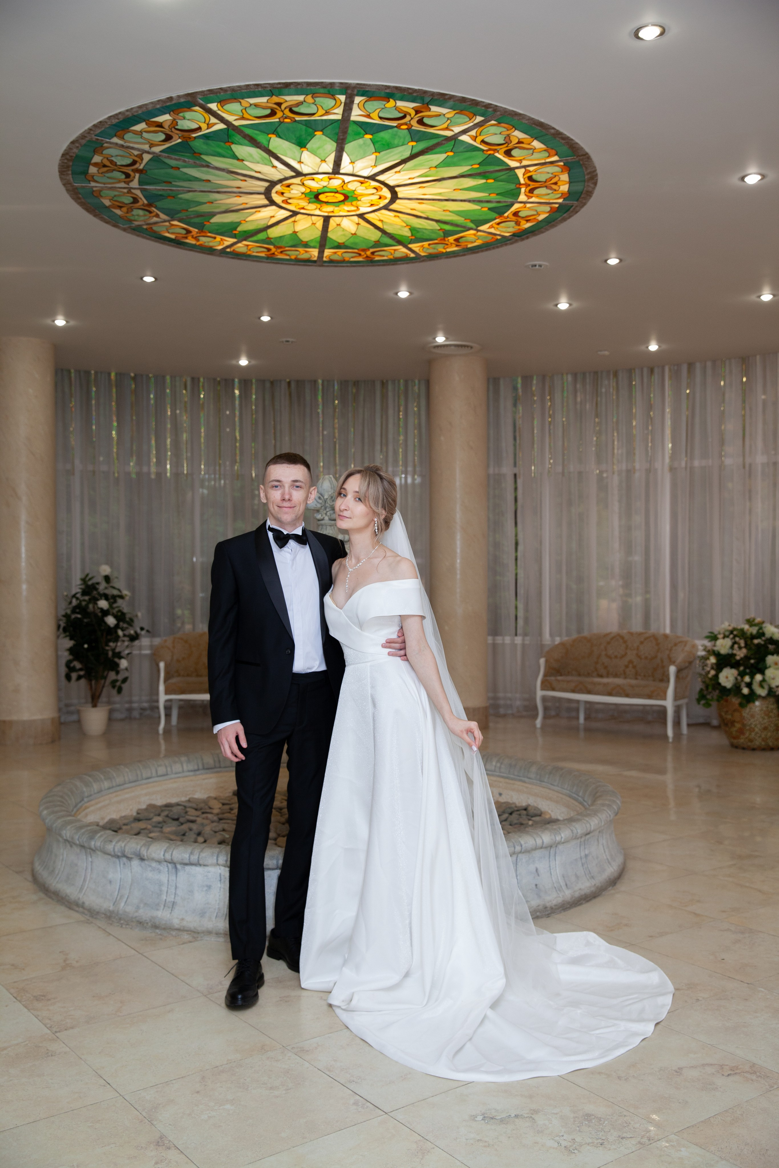 Свадебная фотосессия в отеле Ареал. Фотограф в Железнодорожном и Балашихе