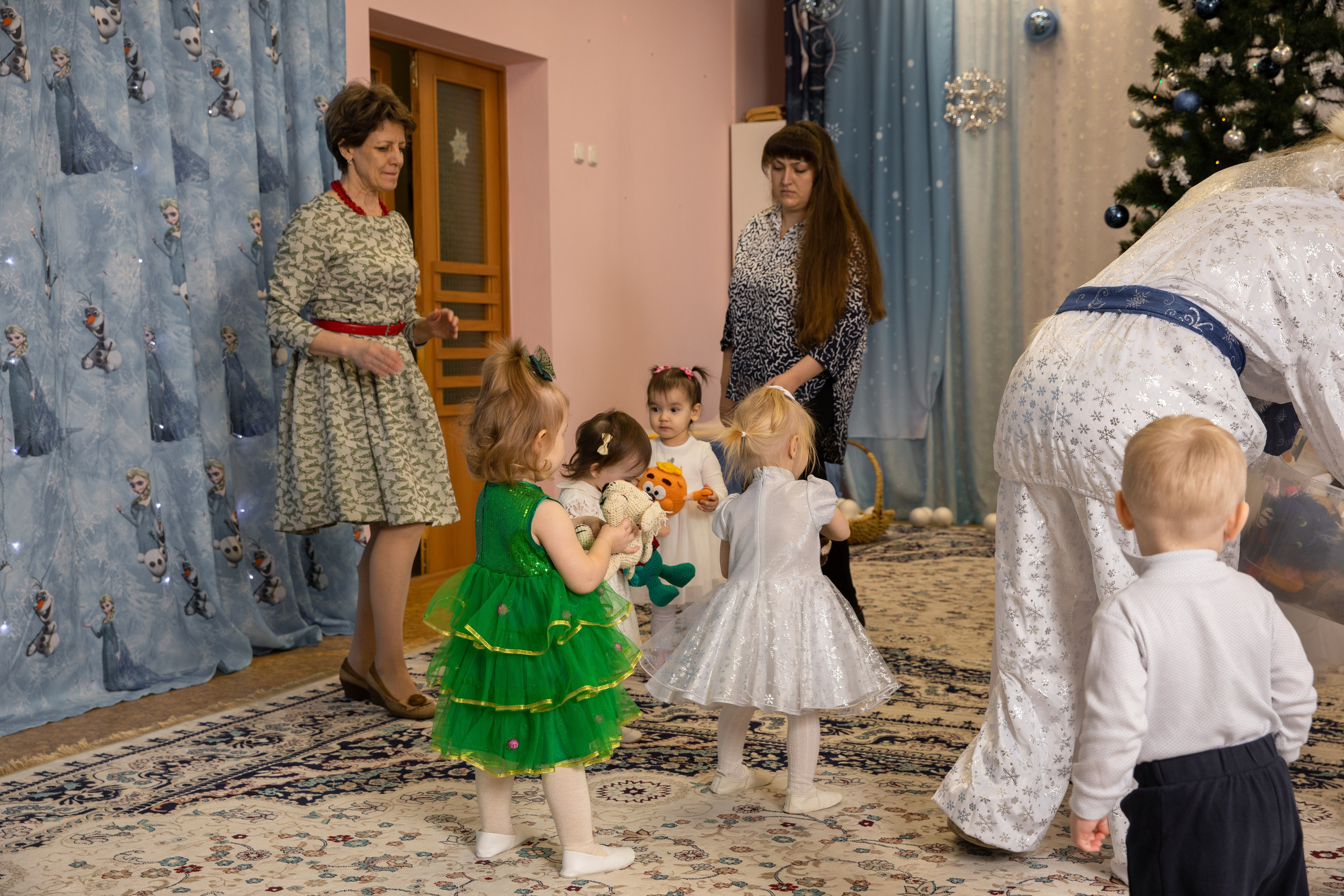 Новогодний утренник Успех. Фотограф в Железнодорожном и Балашихе