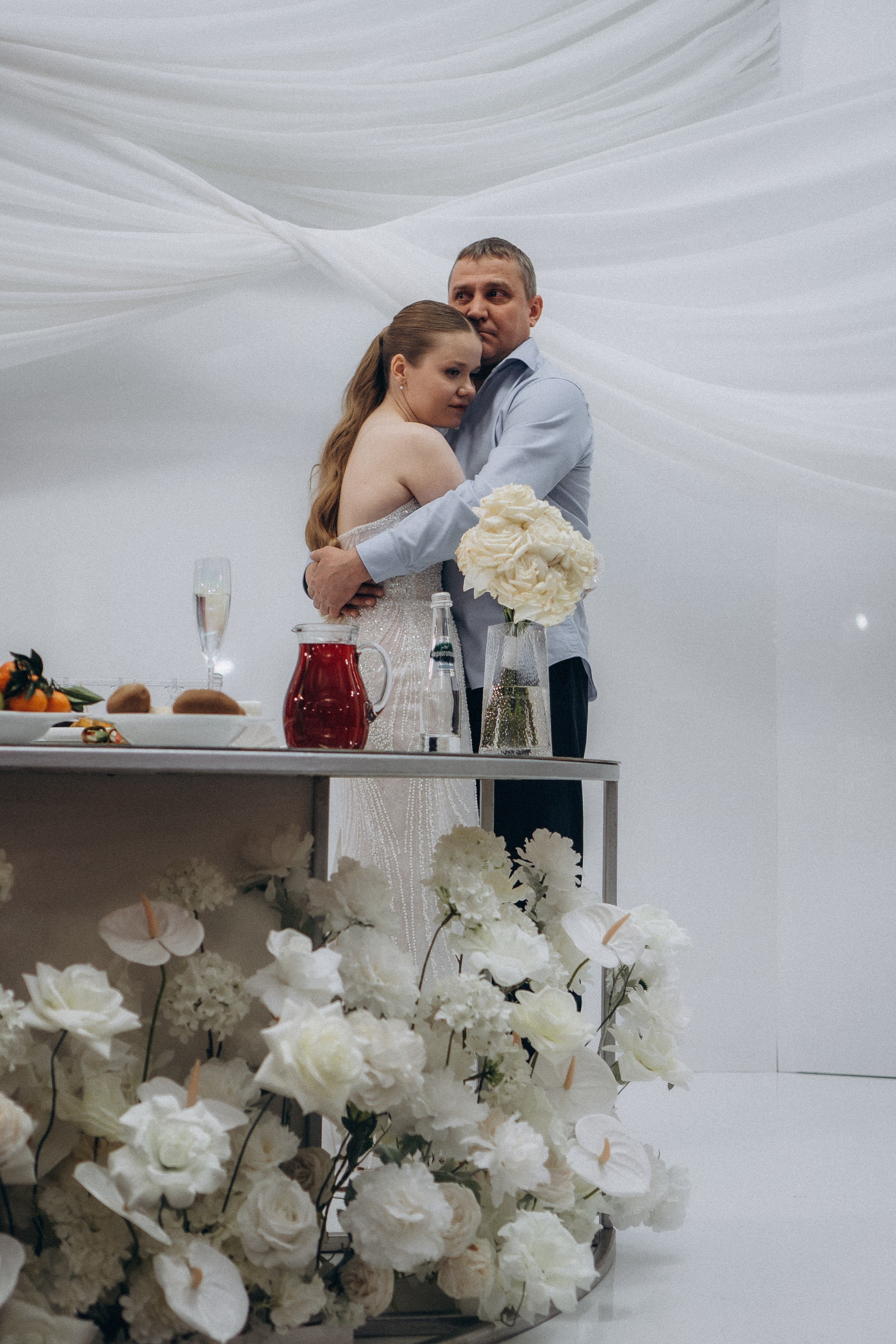 СВАДЕБНАЯ СЬЕМКА СБОРОВ В ОТЕЛЕ И ВЫЕЗД НА ЦЕРЕМОНИЮ (СНЯТО В СИБИРЕ В НИЖНЕВАРТОВСКЕ). Профессиональный фотограф, Санкт-Петербург — Виктория Богомолова
