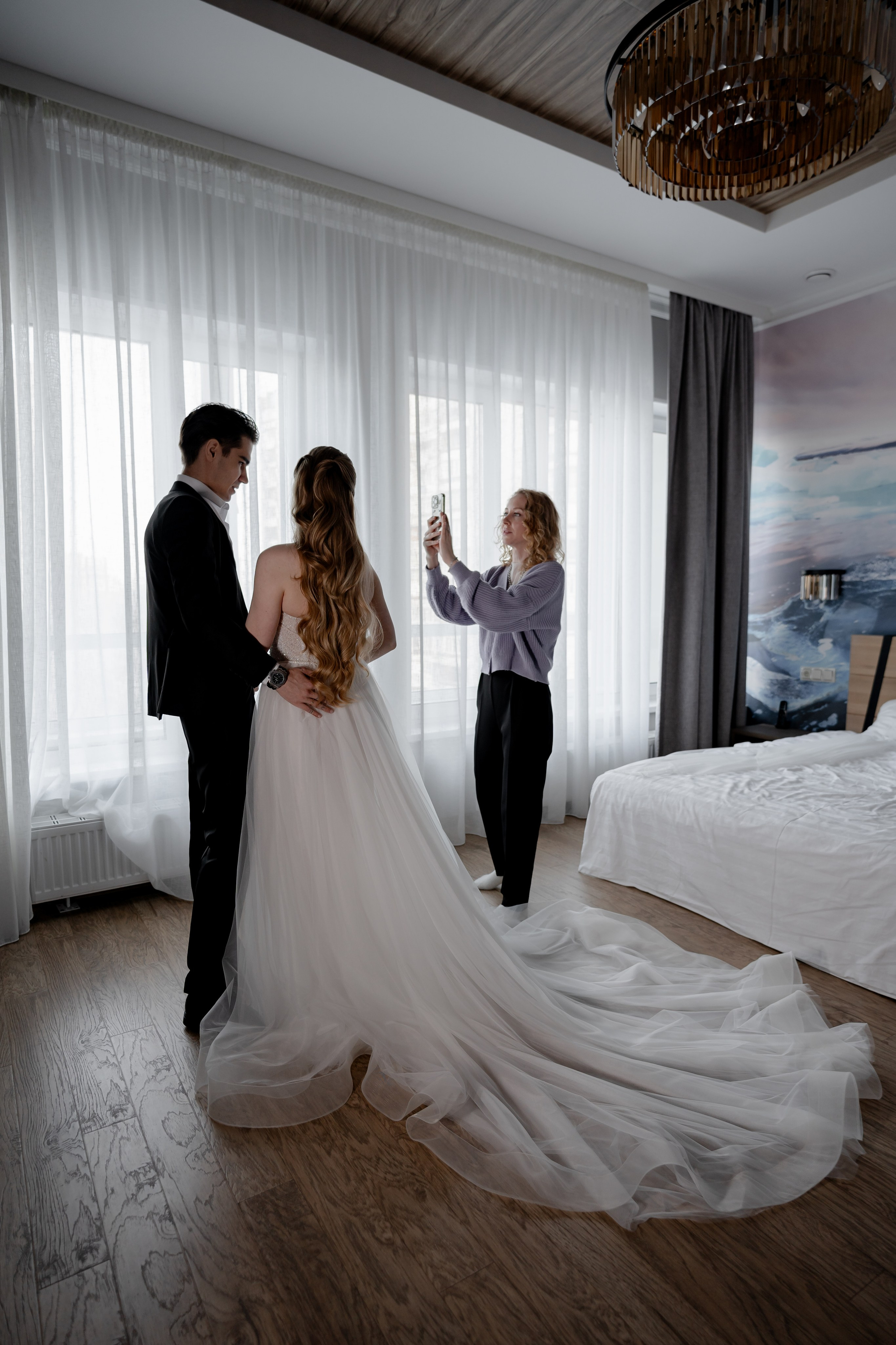 СВАДЕБНАЯ СЬЕМКА СБОРОВ В ОТЕЛЕ И ВЫЕЗД НА ЦЕРЕМОНИЮ (СНЯТО В СИБИРЕ В НИЖНЕВАРТОВСКЕ)М. Профессиональный фотограф, Санкт-Петербург — Виктория Богомолова