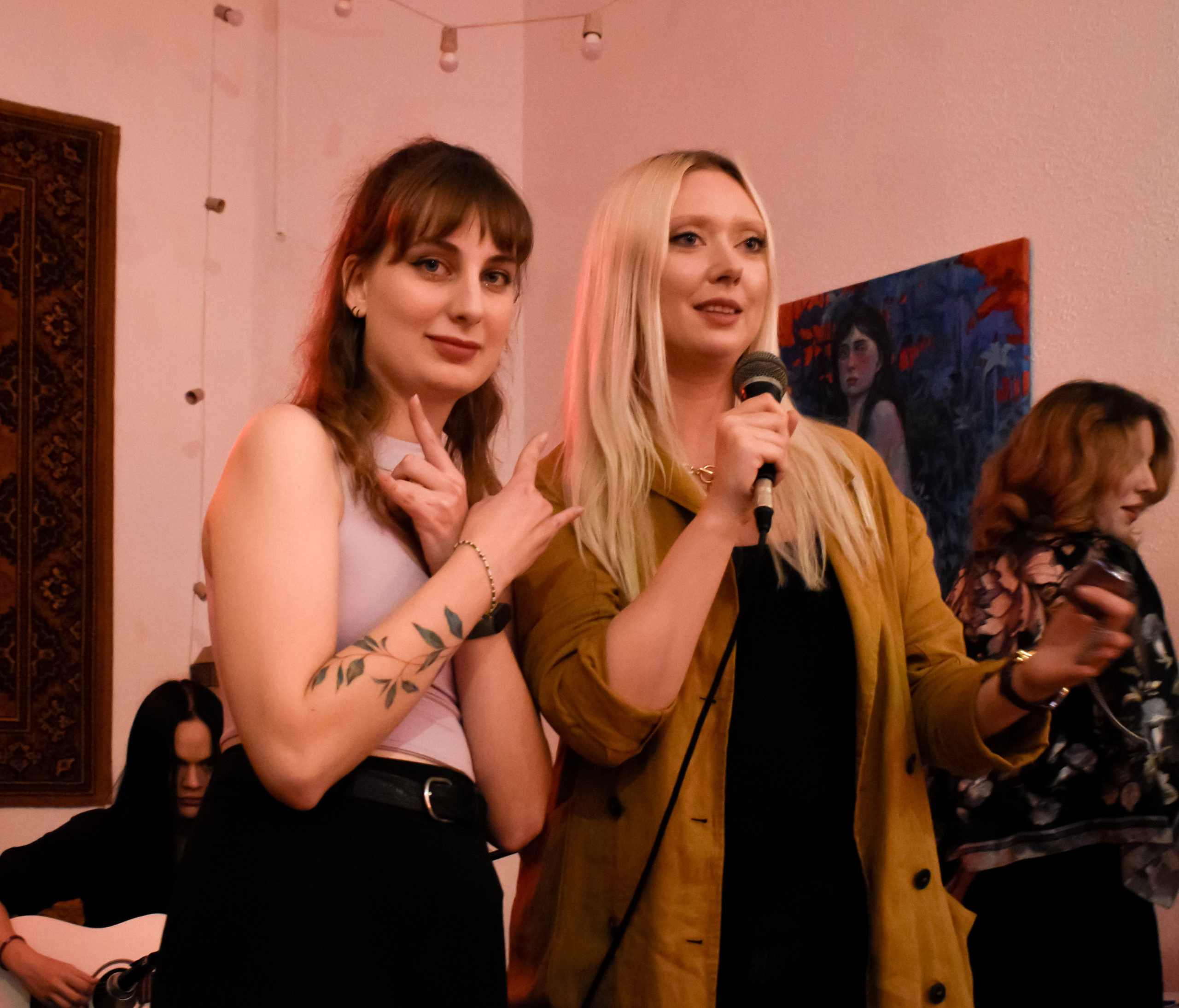 Выставка «Реквием по бывшим». Галерея «Бескультурья»