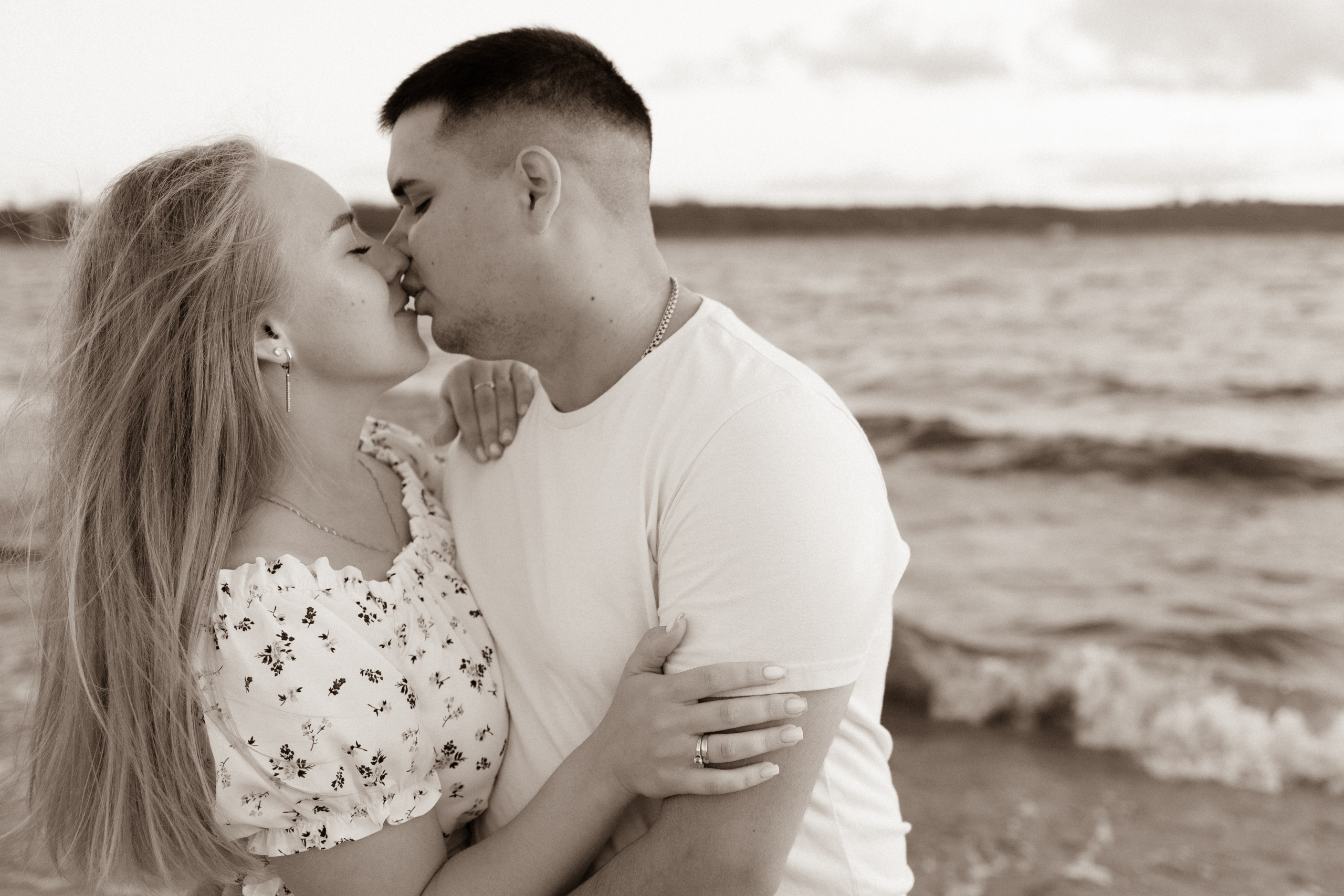 Любовь на берегу. Ваш фотограф