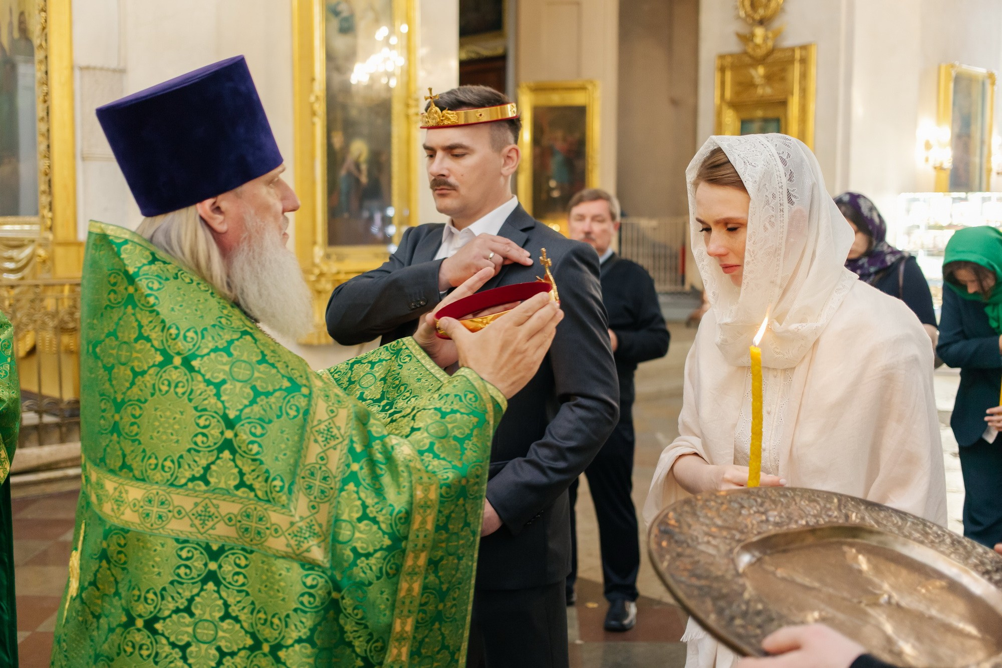 Венчание в Спасо Преображенском соборе сколько стоит, где повенчаться в Питере, обвенчаться в Санкт Петербурге, какую церковь выбрать для венчания, стоимость венчания в СПб