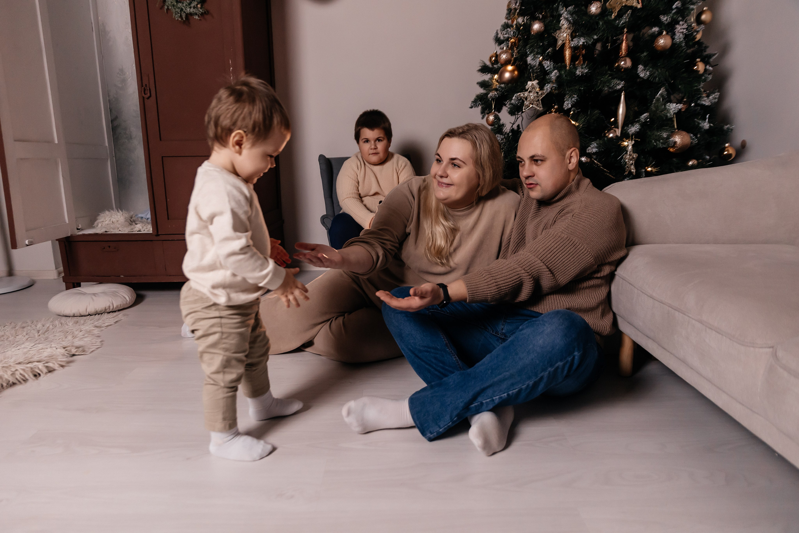 Ксения, Виталий, Артем и Максим. Семейный фотограф Минск Усова Ольга