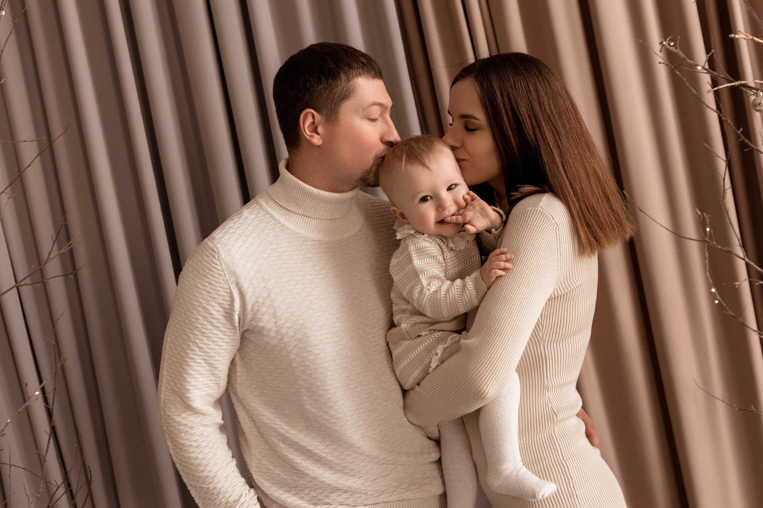 Лёша, Дана и Алиса, 1 годик. Свадебный фотограф в Воронеже Вероника Богай