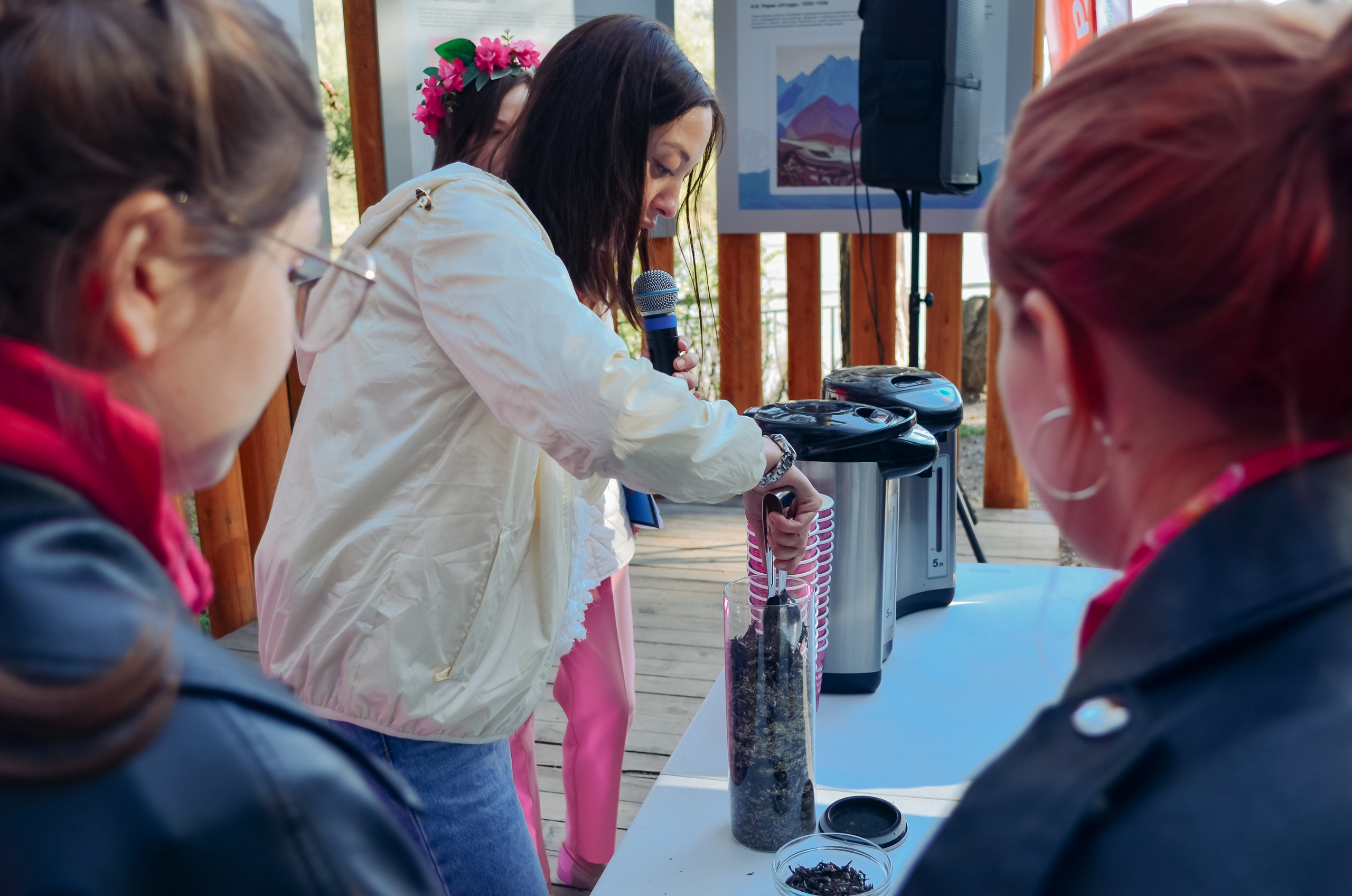 Фестиваль «Цветение Маральника на Алтае 2025». Фоторепортаж. Денисова Аля — фотограф для парных съемок и индивидуальных историй в Барнауле