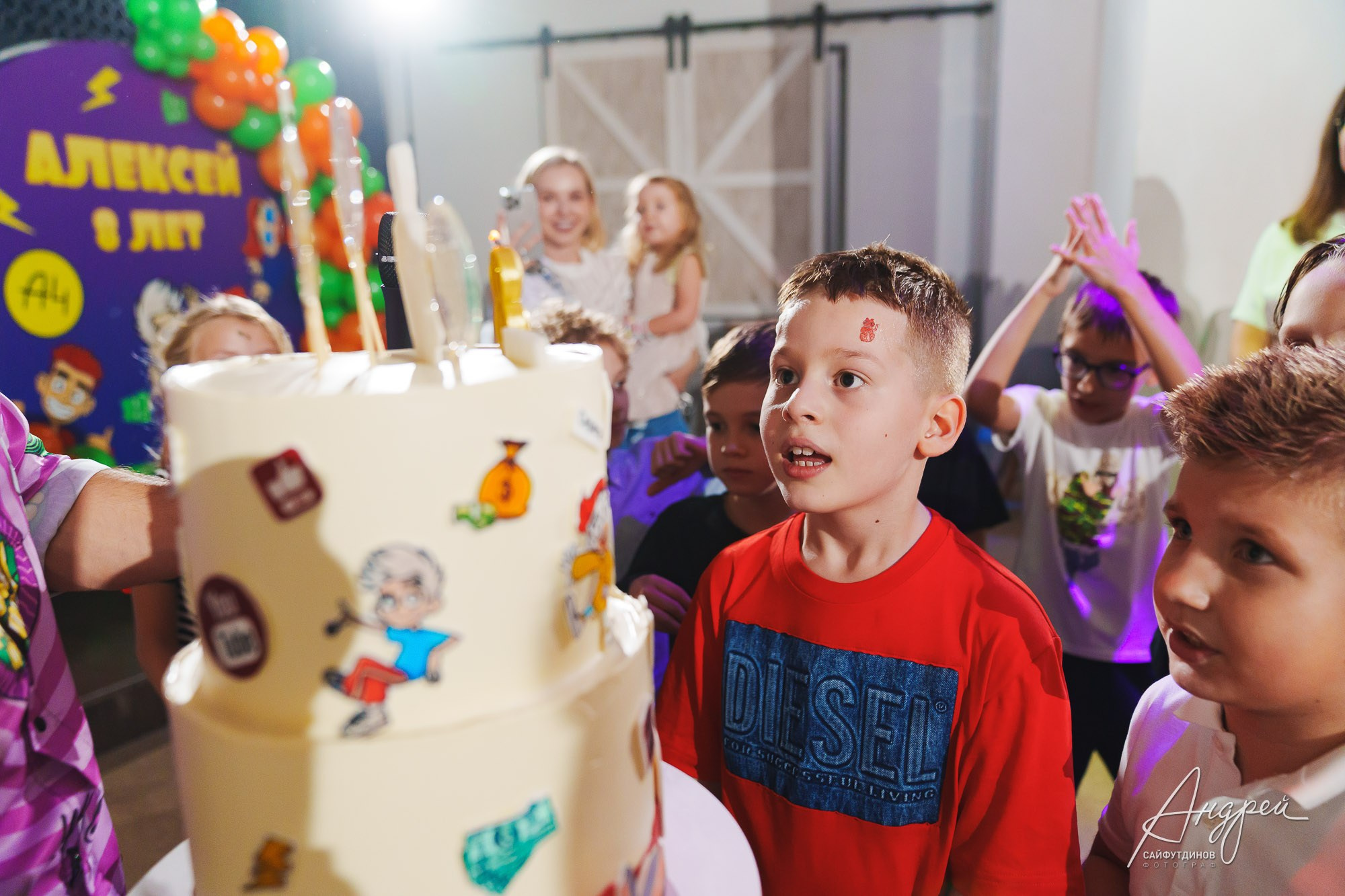 День Рождения Лёши. Лофт «Стрелка». Свадебный и семейный фотограф в Ростове-на-Дону. Андрей Сайфутдинов