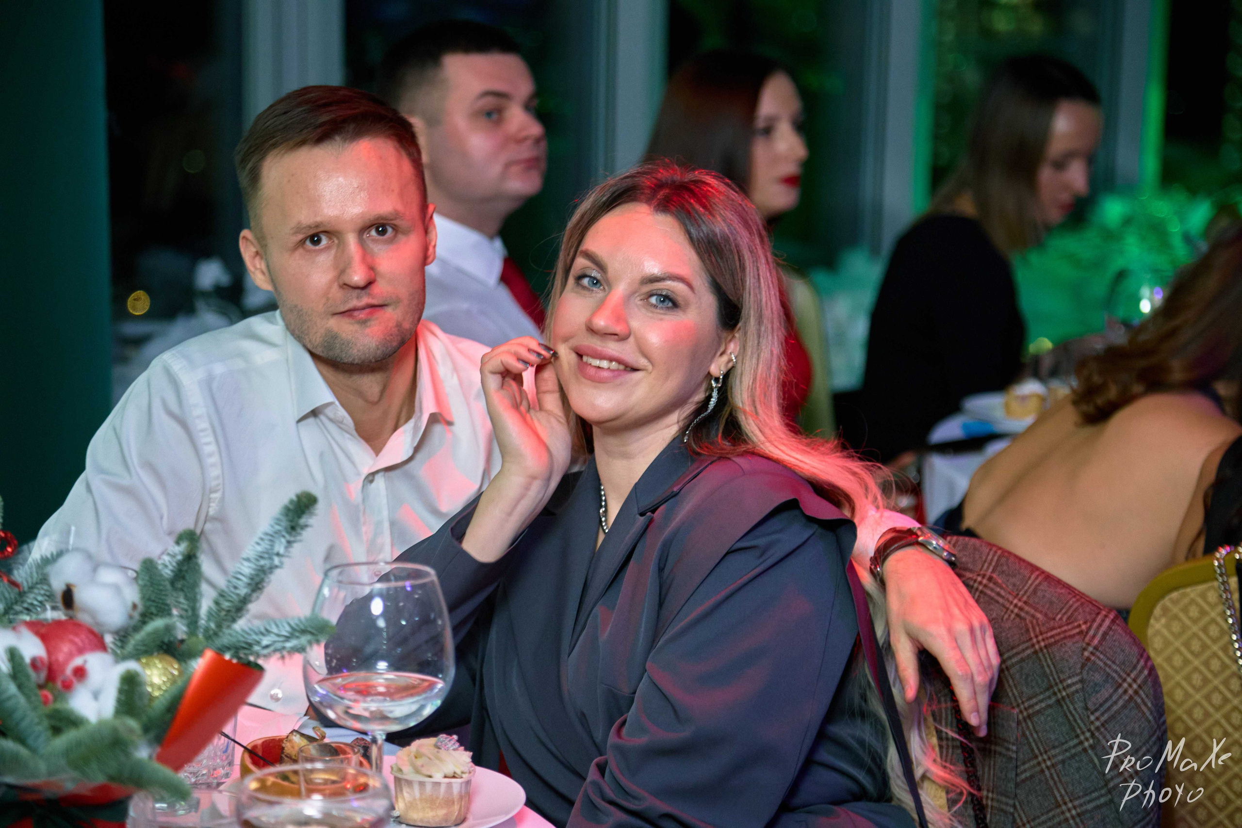 Зал КРАСА МАСС-МЕДИА ЧУВАШИИ. Владимир Суздалов (ProMaXe) — Портретный фотограф, тематические фотосессии в Чебоксарах