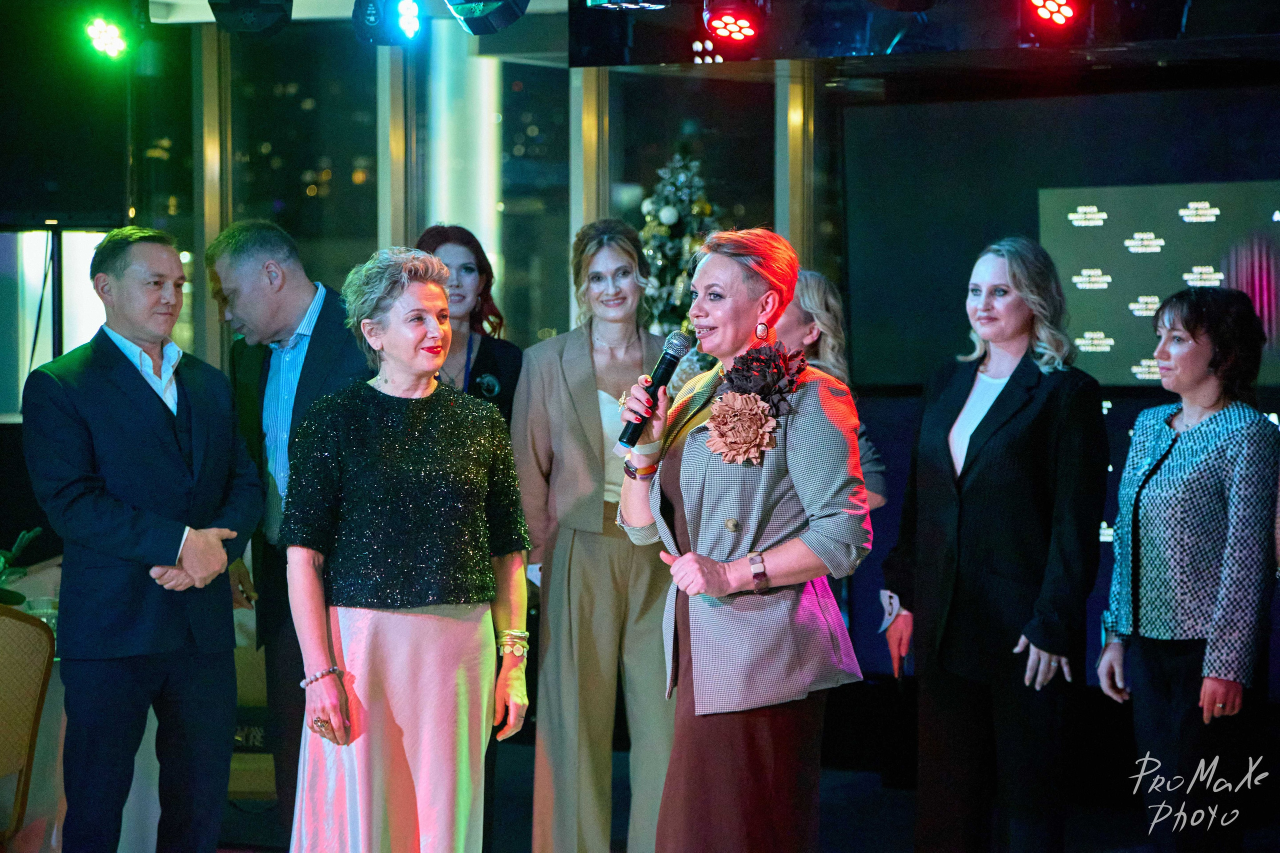 Зал КРАСА МАСС-МЕДИА ЧУВАШИИ. Владимир Суздалов (ProMaXe) — Портретный фотограф, тематические фотосессии в Чебоксарах