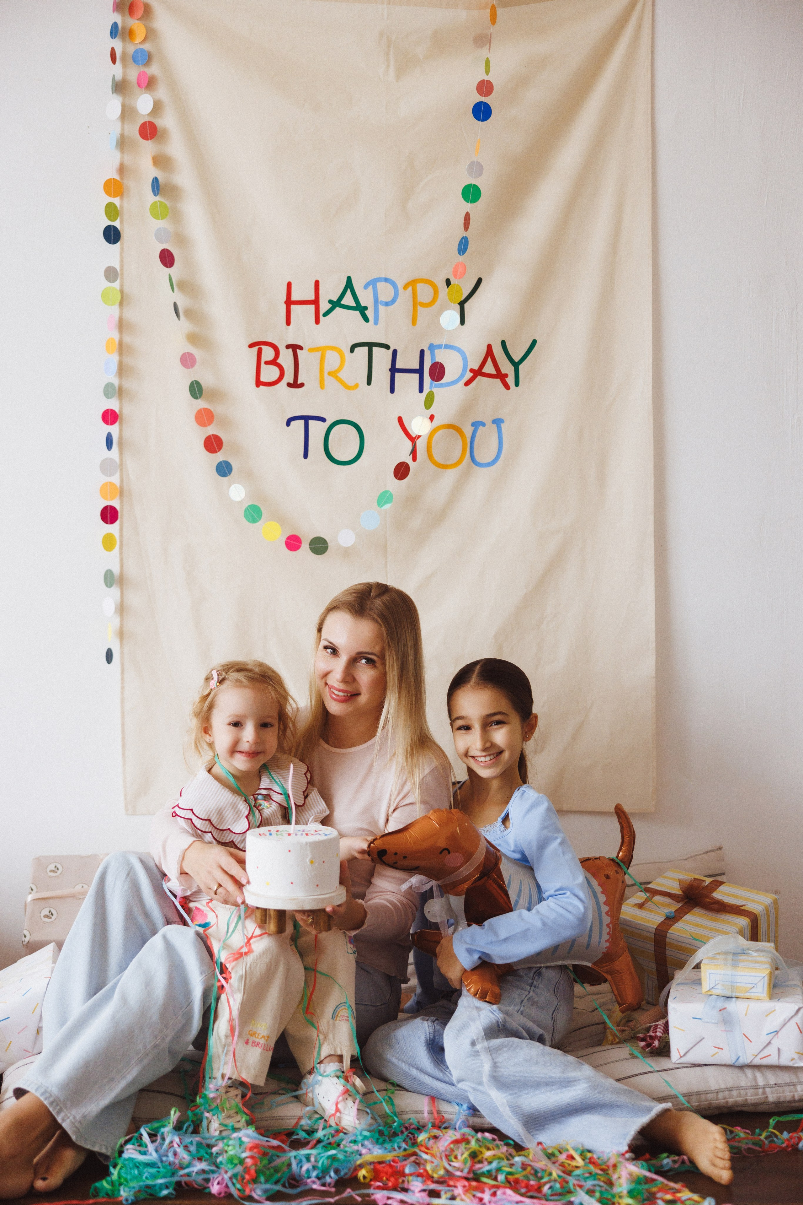 Яркая, весёлая фотосессия к Дню рождения. Фотостудия «Mestone», город Краснодар. Семейный и детский фотограф в Краснодаре Анна Трашкова