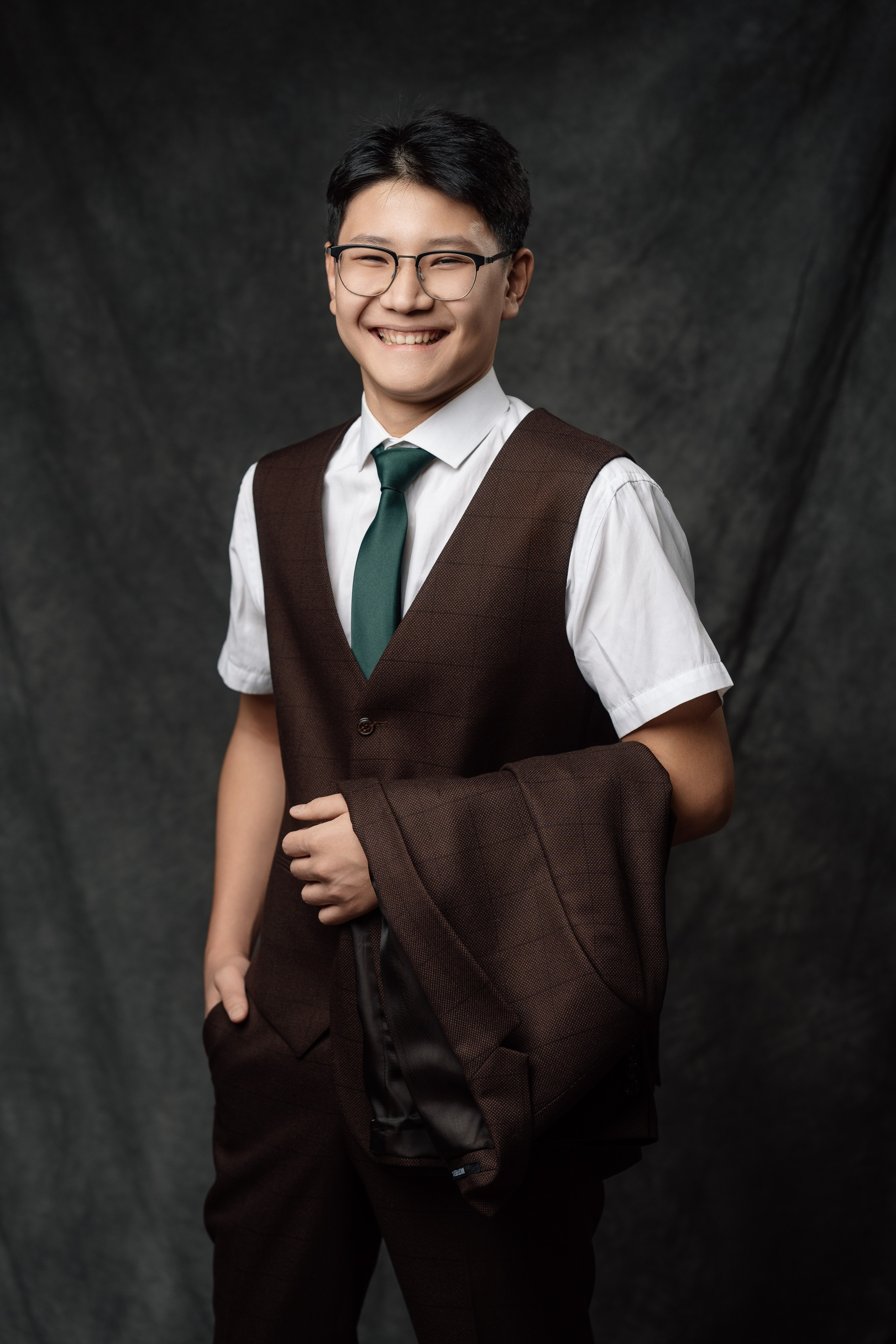 Портреты. Выпускные альбомы в Нур-Султане (Астана) и по всему Казахстану