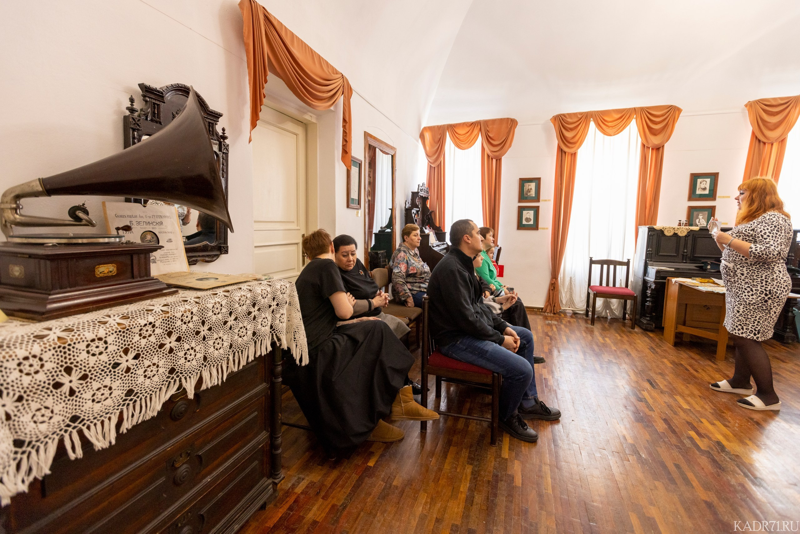 «ТОР» в музее гармони Белобородова. Фотограф в Туле Крупский АнДРей. Фотостудия «КАДР71» в Туле