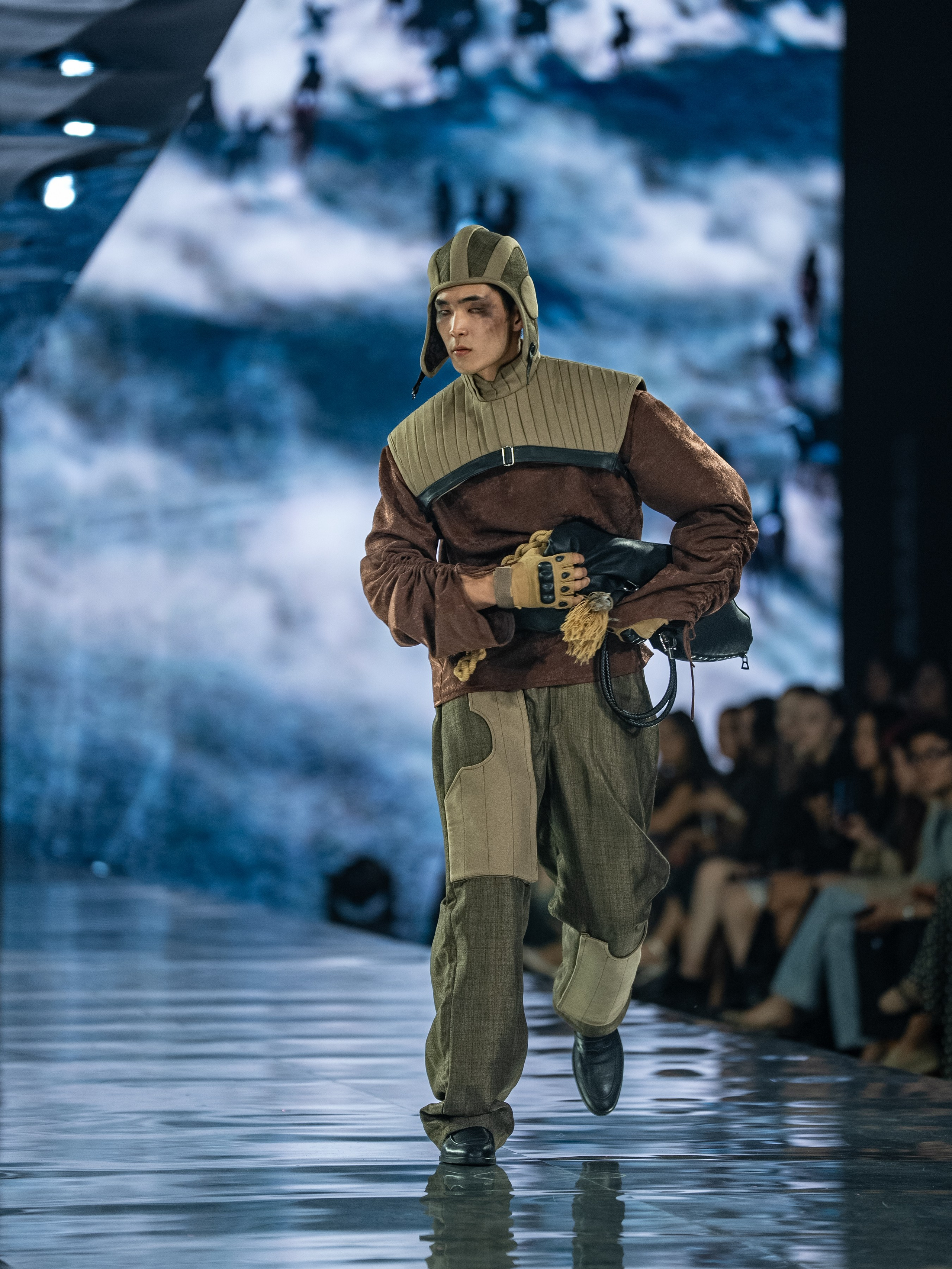 Visa Fashion Week Almaty Pre-Fall 2026 GAZHAIYIP. Сайт Алматинского НЮ АРТ, будуар и фэшн фотографа Дениса Карпенко
