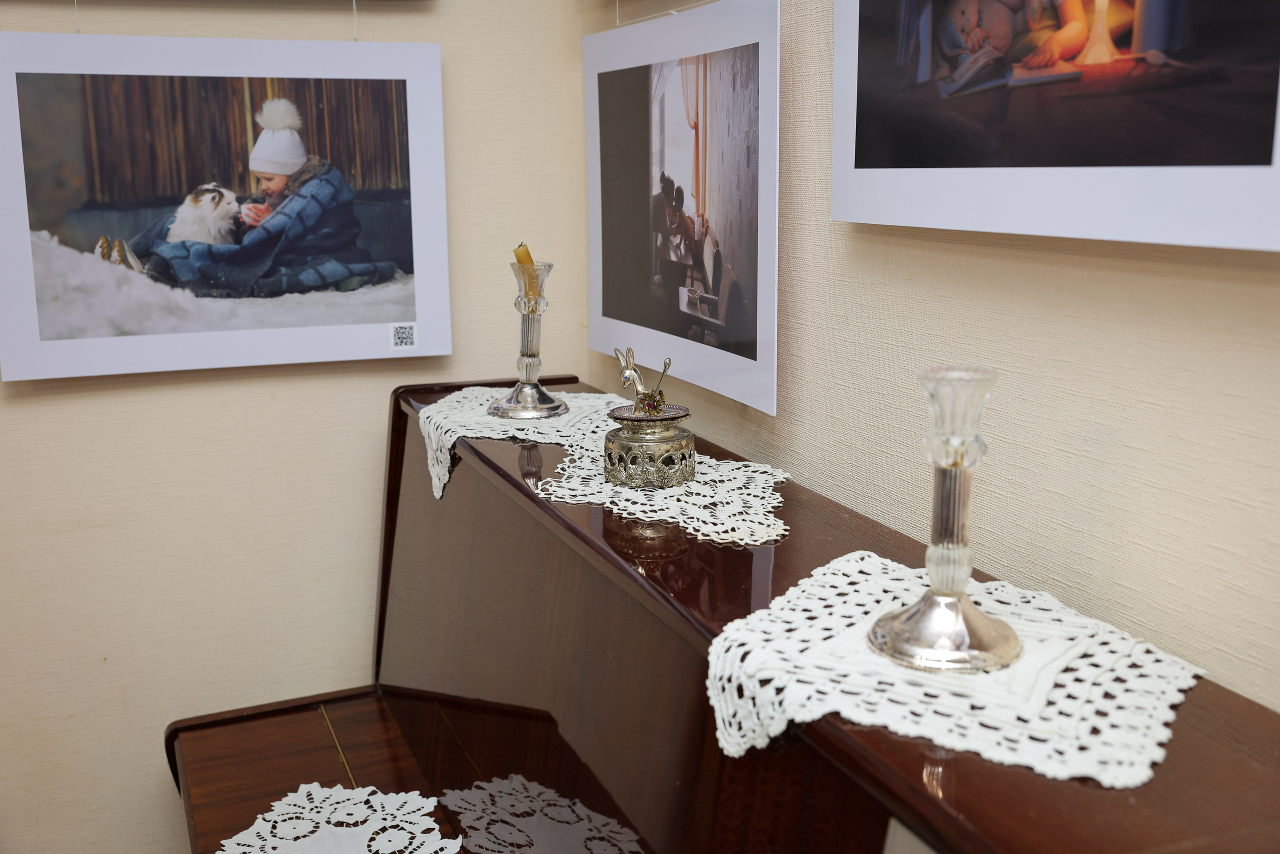 Фотовыставка к 1 июня 2025 «Мир детства». Детский и семейный фотограф в Павлодаре Оксана Солей. Школа моделей