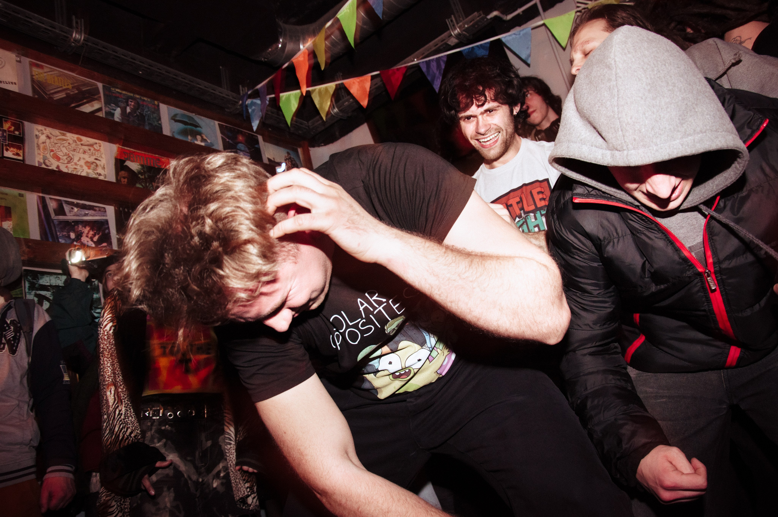 28.02 Памятка, Мерзкое быдло. Репортажный фотограф в Симферополе Зареев Иван