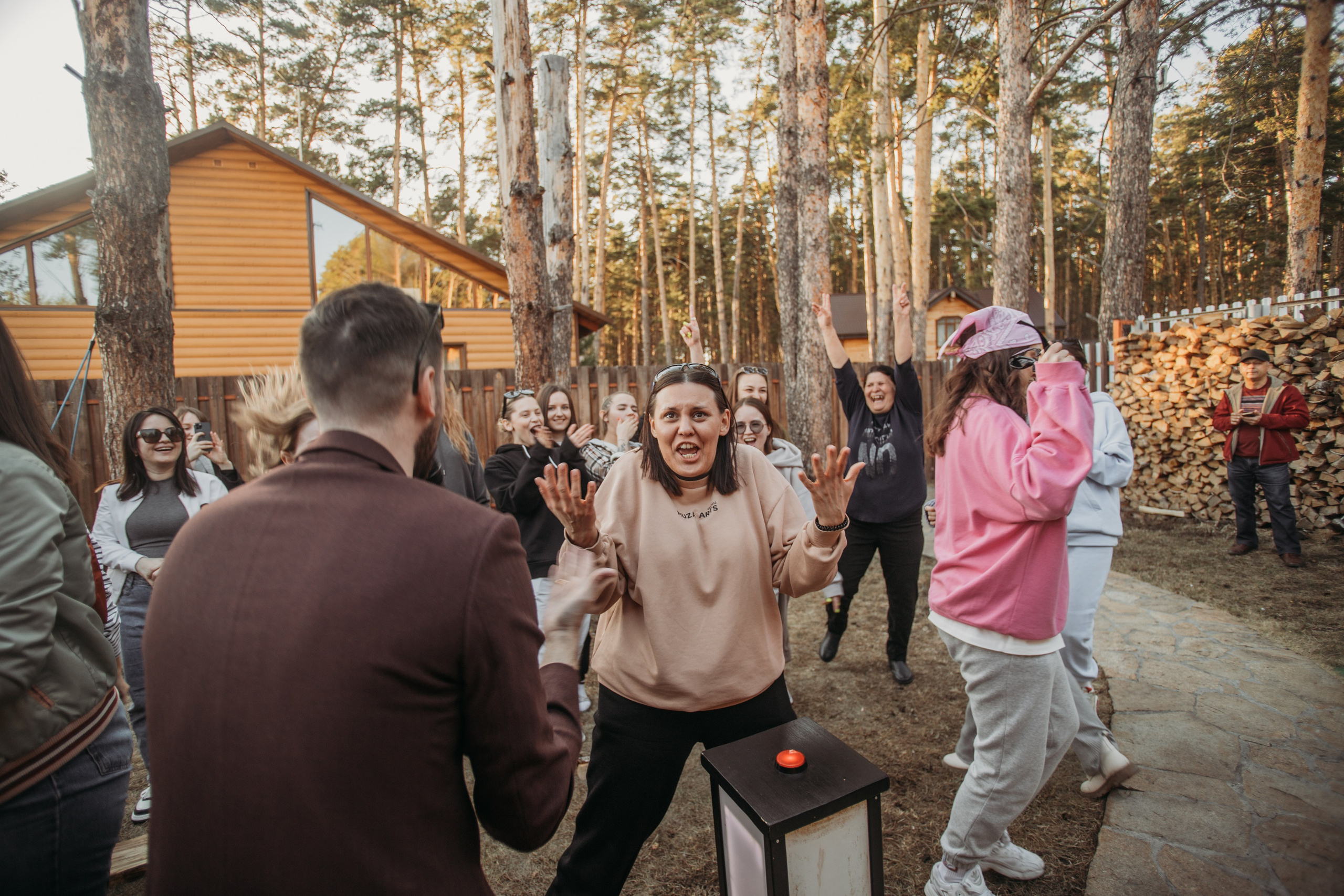 Корпоратив Muza_Arts. Венера Гайн. Репортажный фотограф  Тюмень. Обучение фотографии с 0