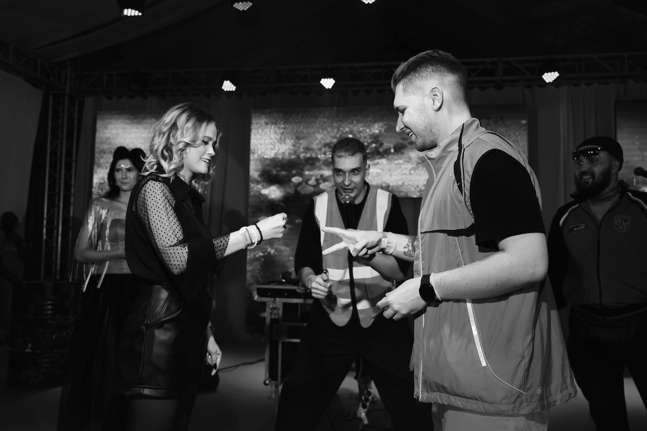 DNS НГ Корпаратив. Свадебный фотограф во Владивостоке Гарагуля Игорь