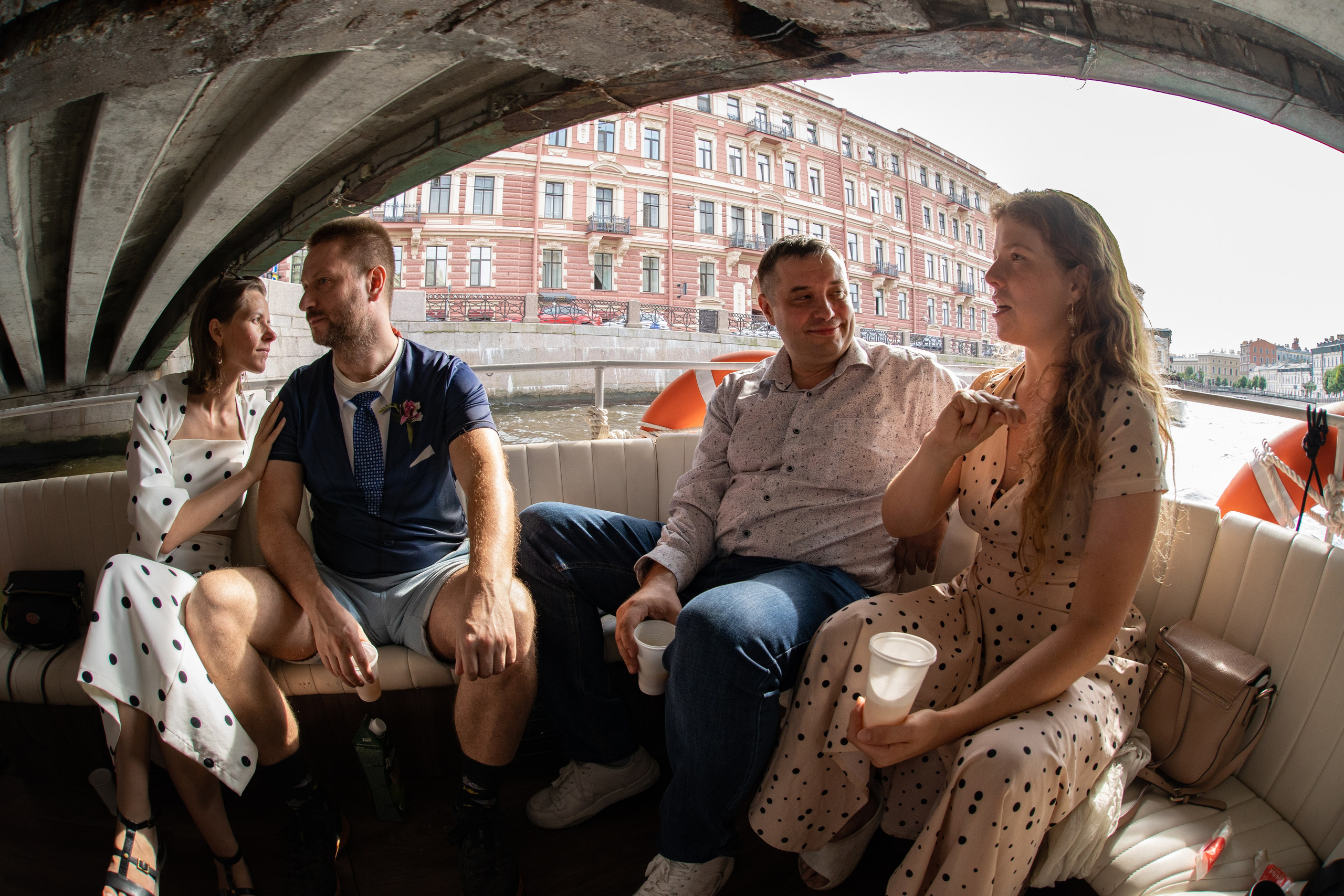 Прогулка на катере, тренинг, игры. Концертный и репортажный фотограф в Санкт-Петербурге Слава Пахомов