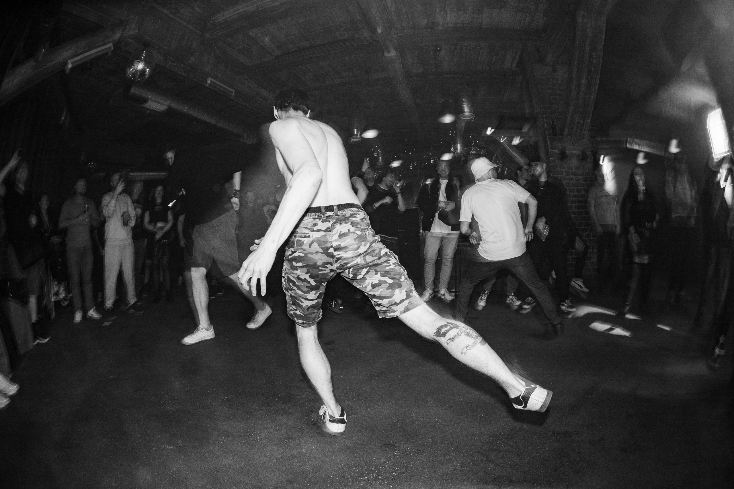 ОМУТ ГИГ|Zoccolo 2.0. Концертный и репортажный фотограф в Санкт-Петербурге Слава Пахомов