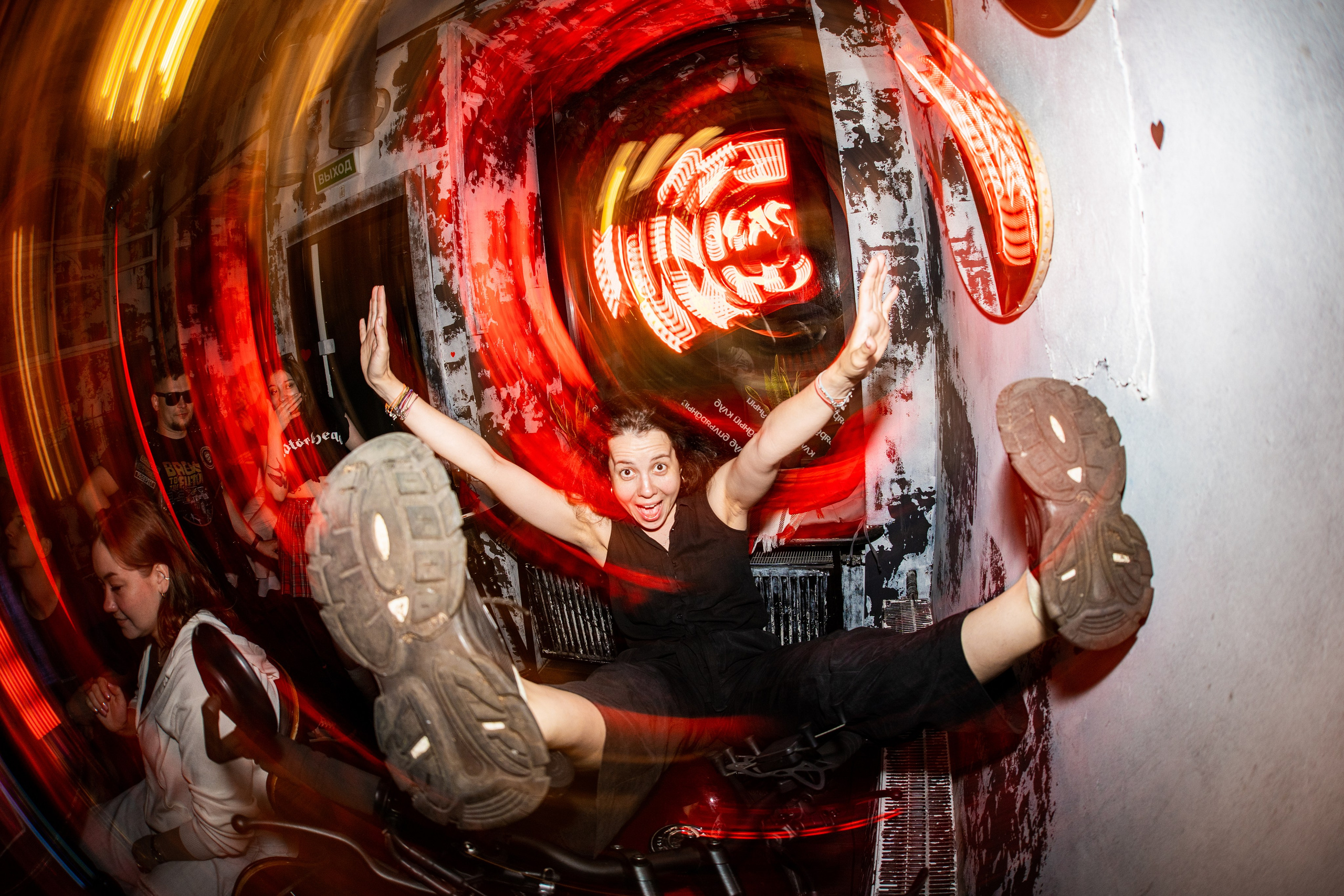 Панк-вечеринка в Баре разбитых сердец. Концертный и репортажный фотограф в Санкт-Петербурге Слава Пахомов