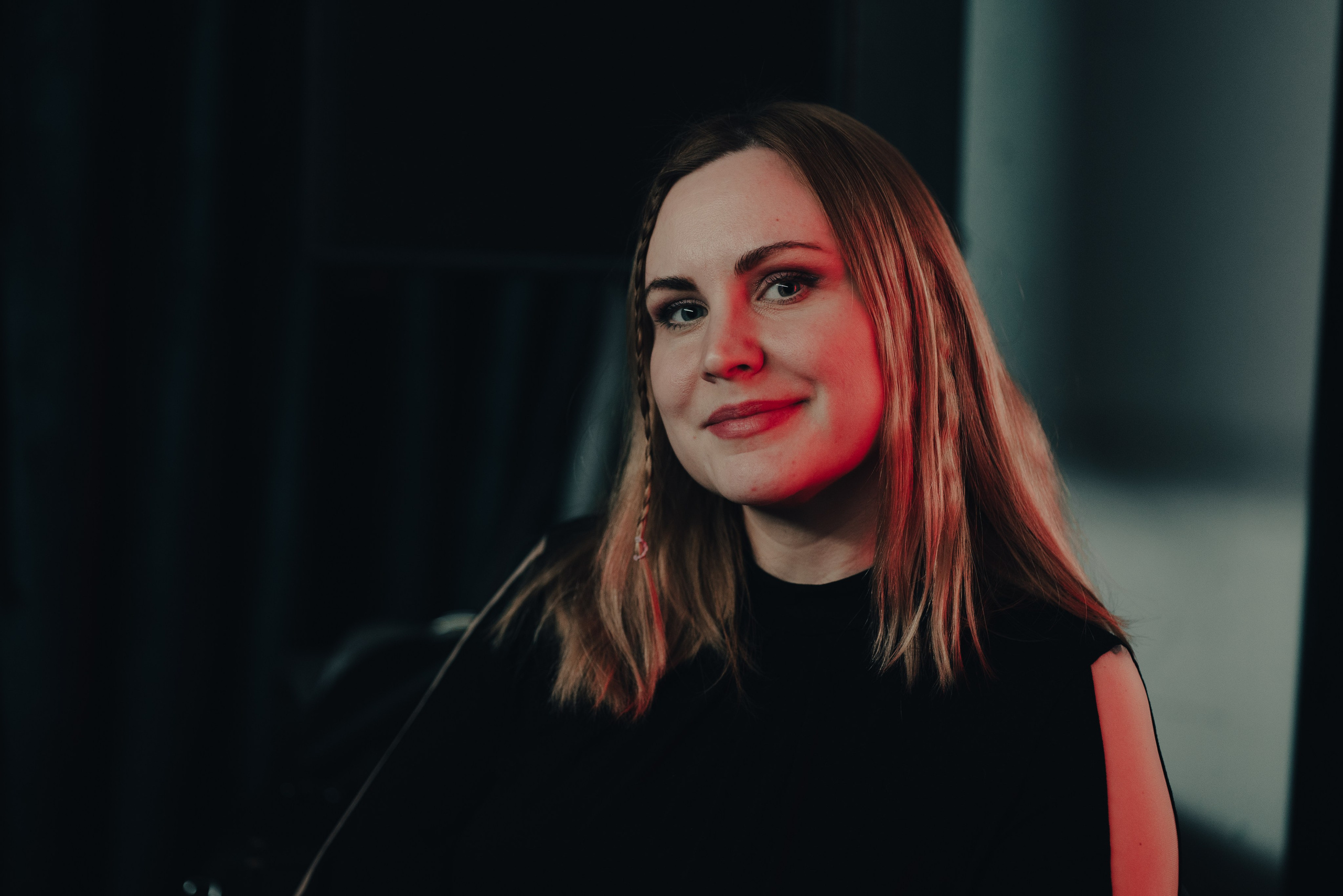 Презентация поэтического сборника. Творческие фотосессии в Москве. Фотоальбом лидера группы ЯЛО