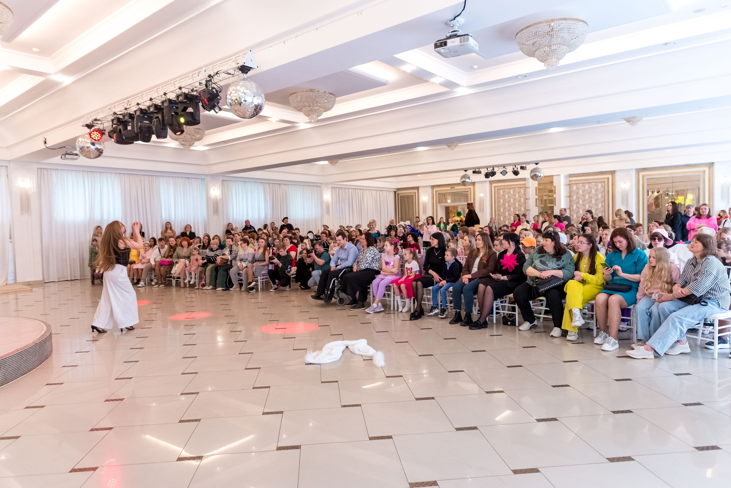 Фестиваль Ради мира от АУКЦИОН ДОБРА 🔥. Женский фотограф Крещение Венчание Москва Брянск