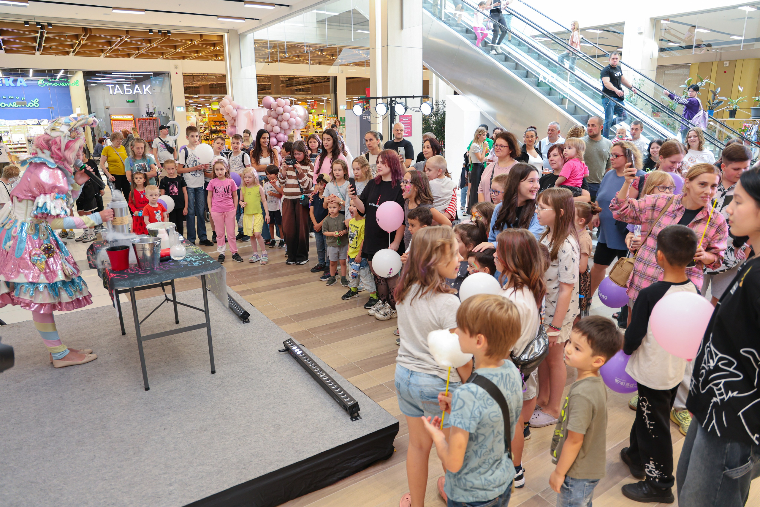 Репортаж ТЦ. Фотограф и видеограф — Москва