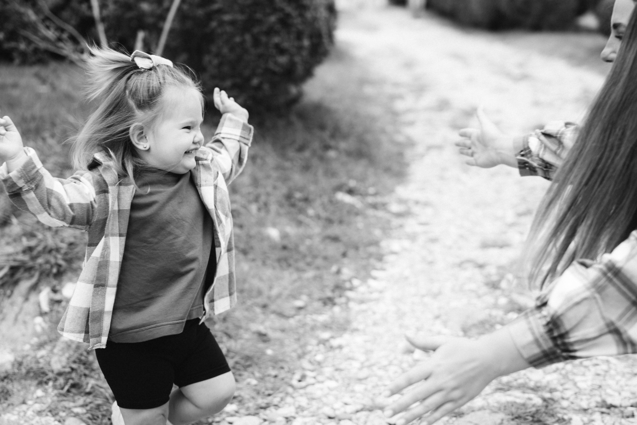 Люда и Дарина. Семейный фотограф в Абхазии Давиденко Инна