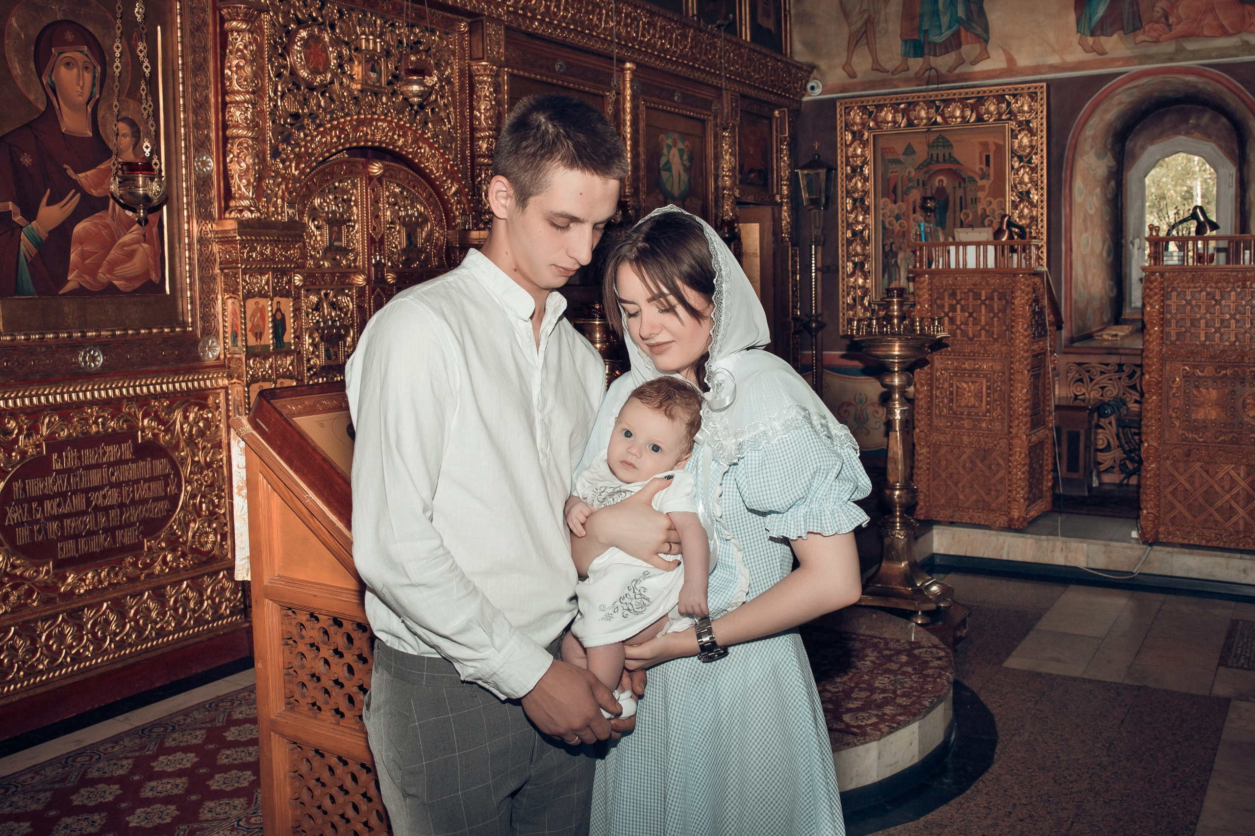 Таинство Крещения Матвея. Спасо-Преображенский храм (Спаса на Яру). Семейный фотограф в Рязани и Рязанской области