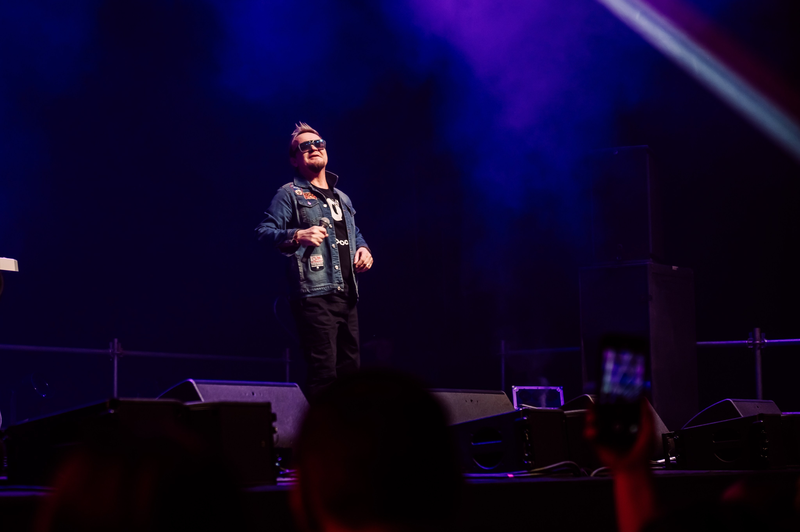 Дискач 90-х в Кемерово, СРК Арена. Детский фотограф, семейный фотограф и репортажи в Кемерово