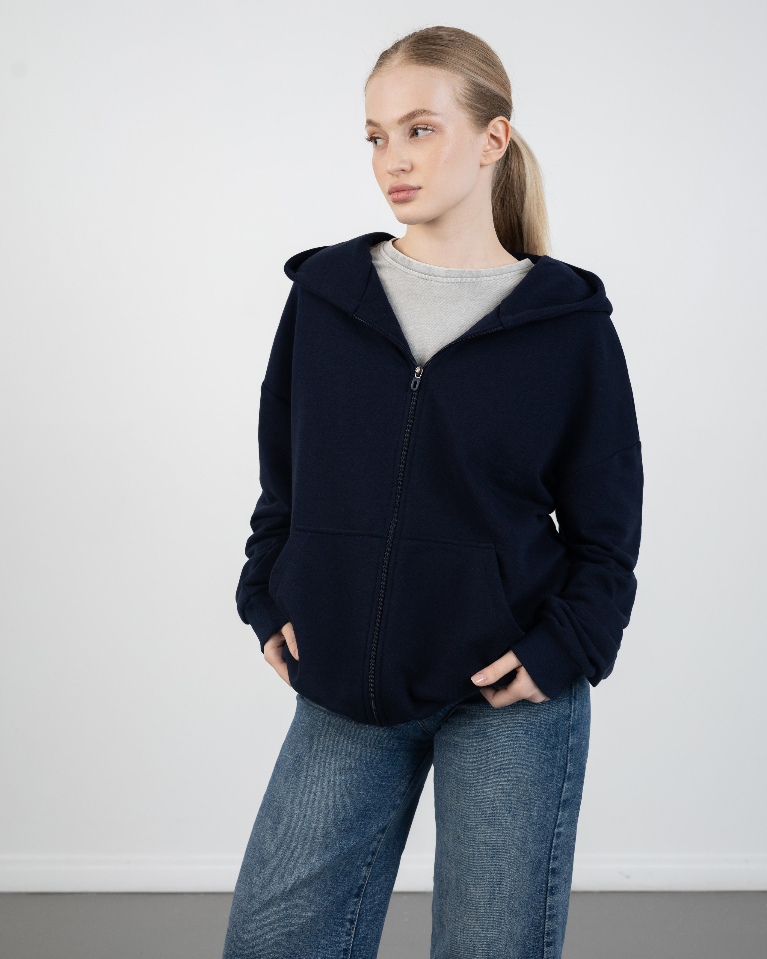 WB: Closius | Худи и зипки. Главная