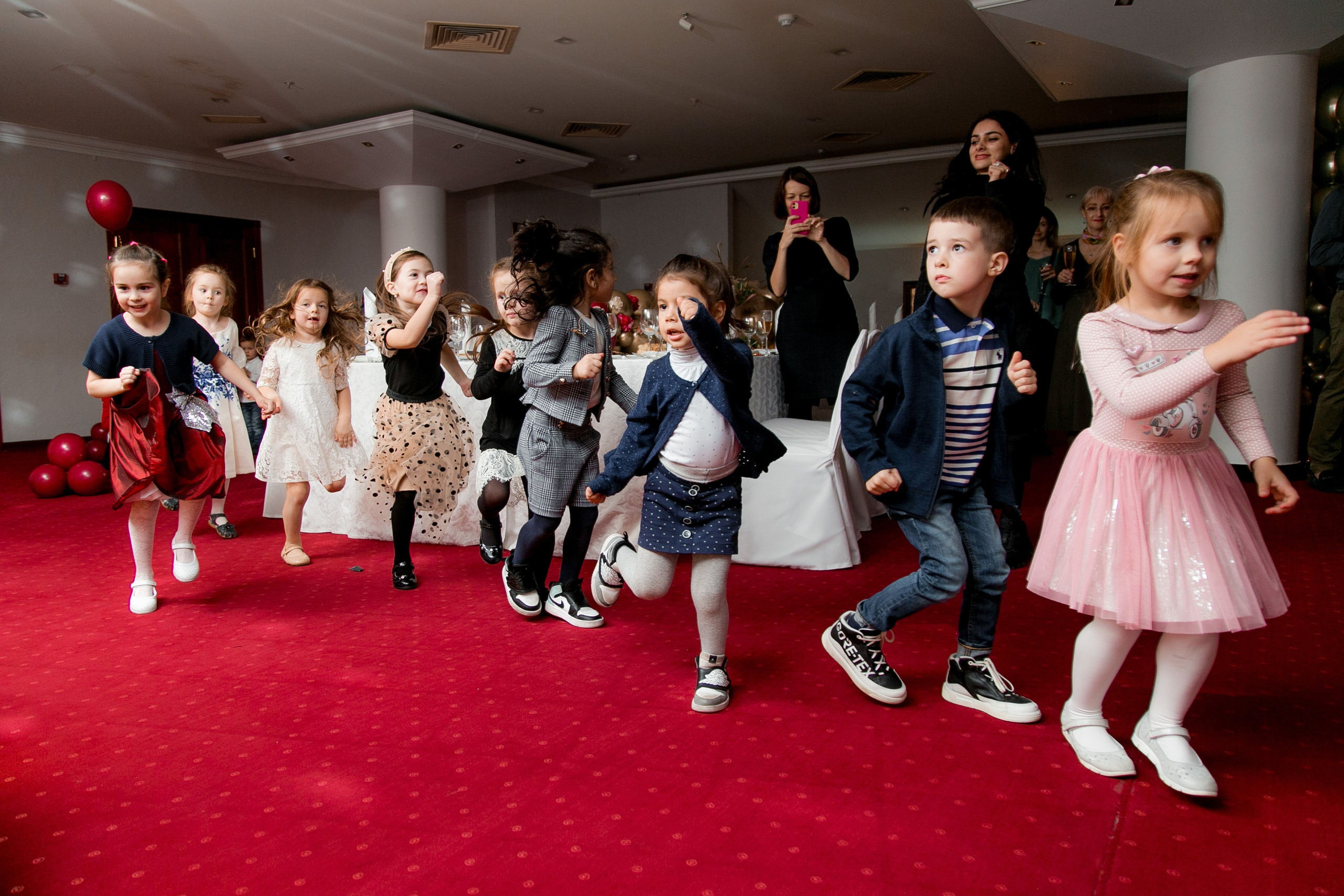 Фотосъемка детского Дня рождения Анечки. Репортажный фотограф Борис Геер